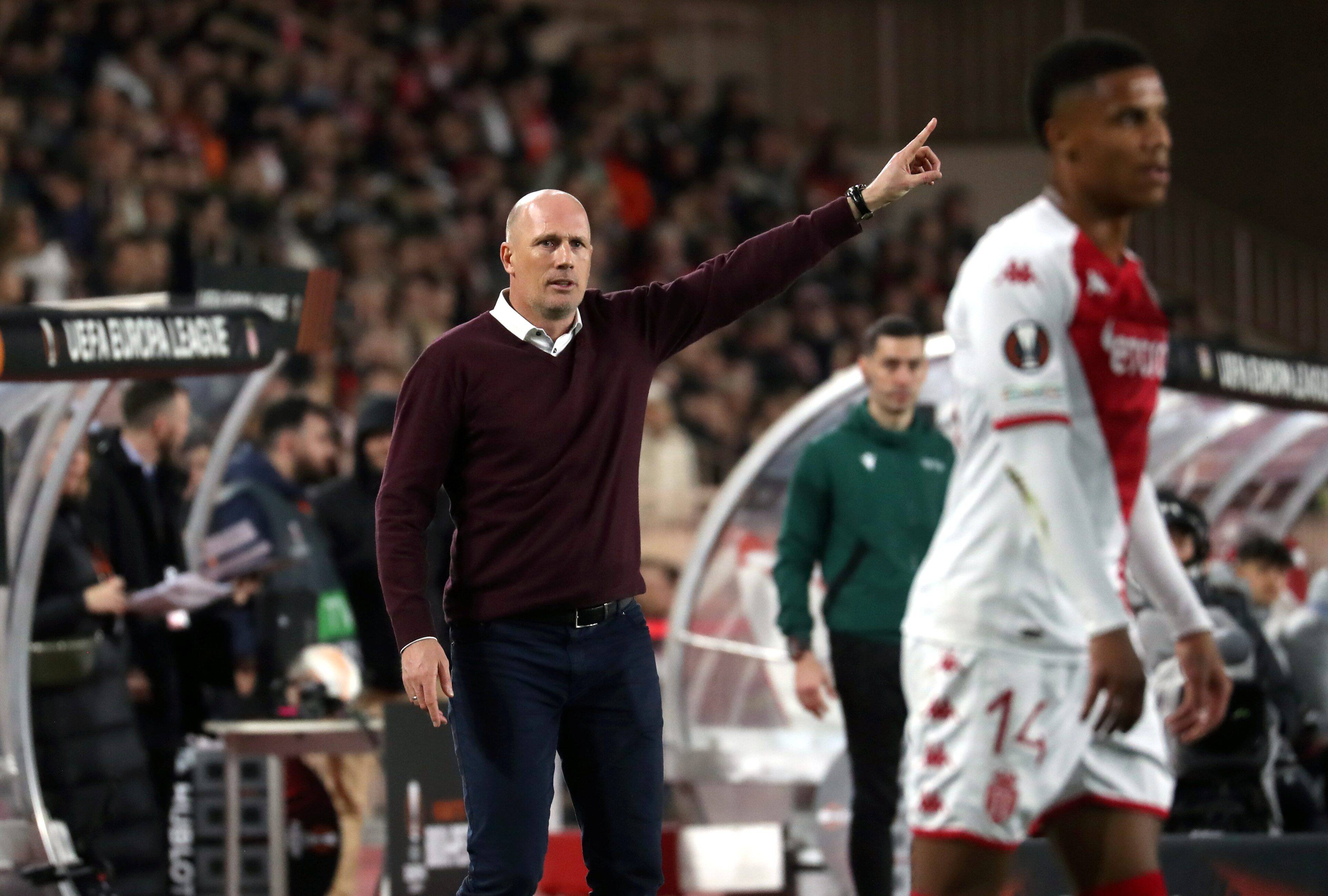 "Nous sommes très motivés": ce qu'il faut retenir de la conférence de presse de l'entraîneur monégasque Philippe Clement avant le derby face à Nice
