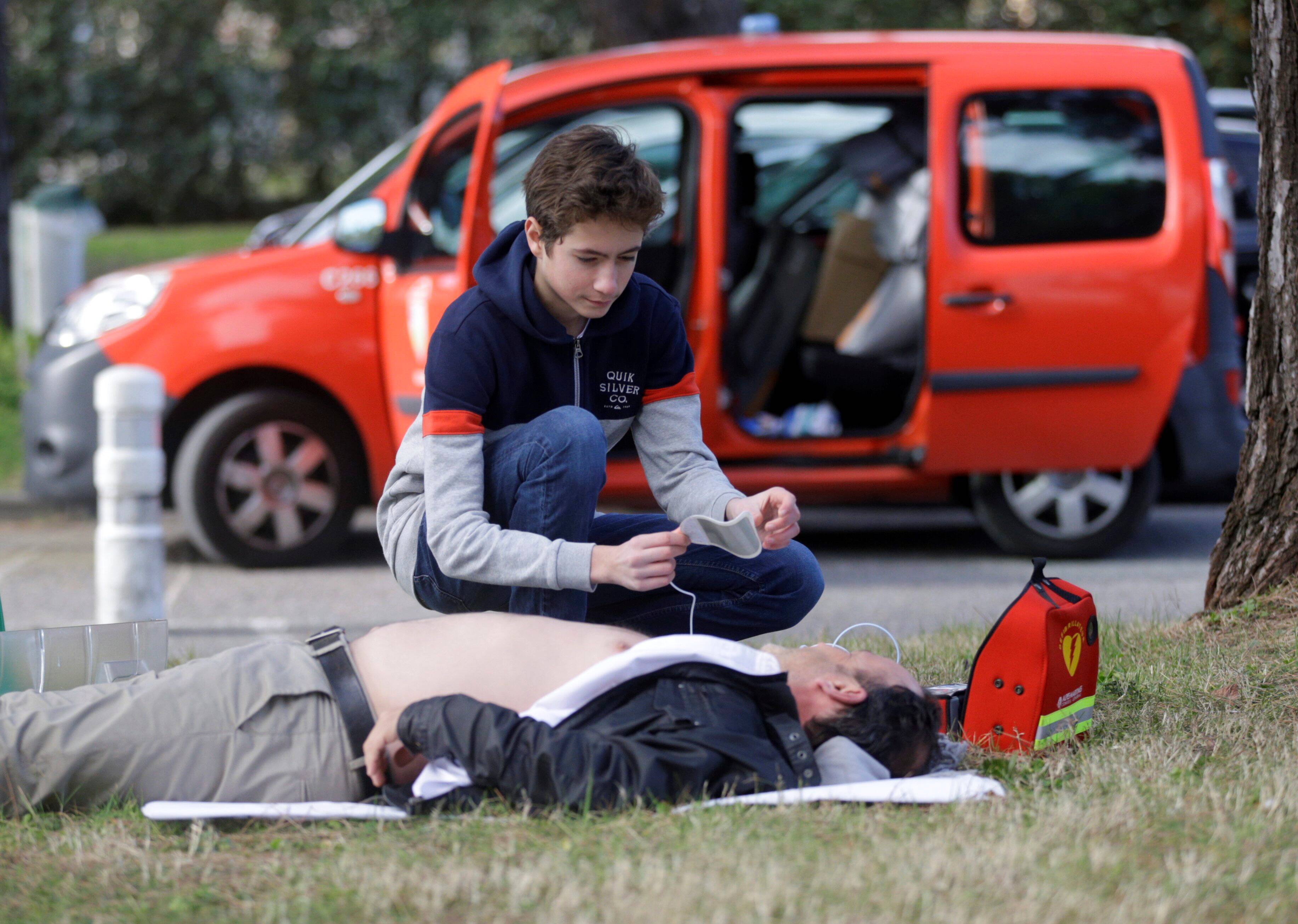 On vous explique où et comment apprendre les gestes de premiers secours entre Nice et Cannes