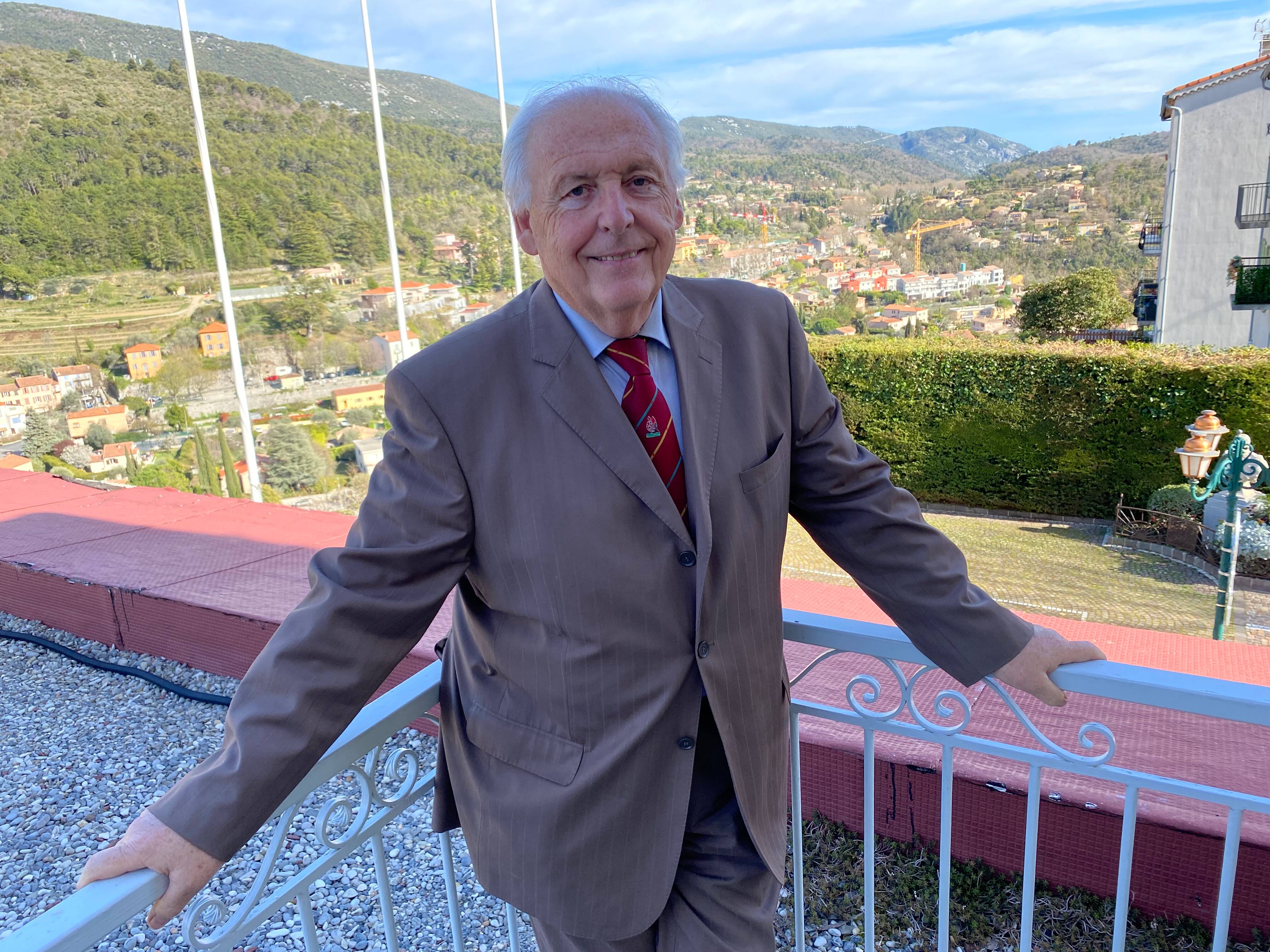"T'inquiète, je serai là au prochain mandat": à 73 ans, le maire de Levens lâche qu'il sera bien au rendez-vous des municipales en 2026