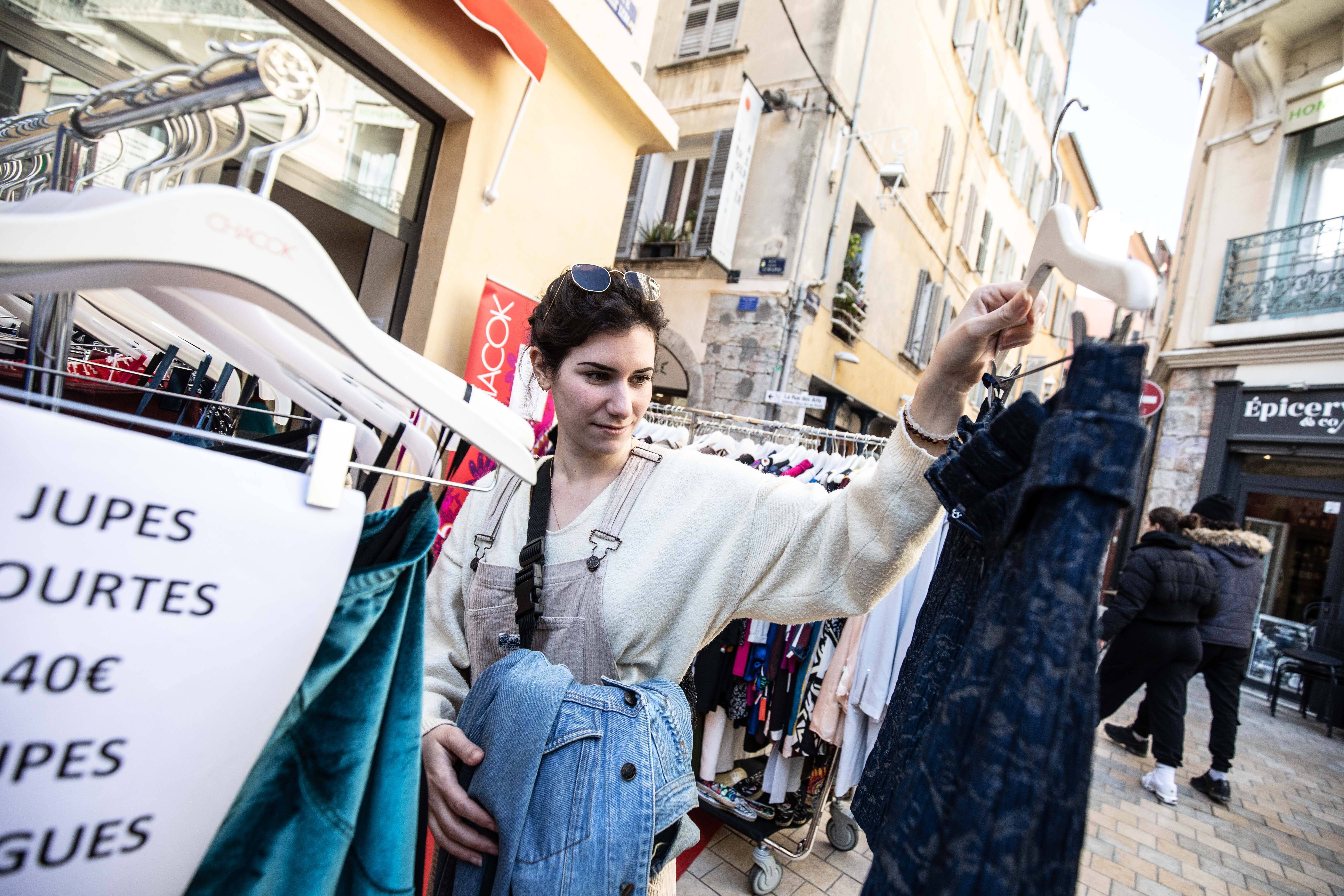 Succès pour la première braderie d'hiver menée par les commerces du centre-ville de Toulon
