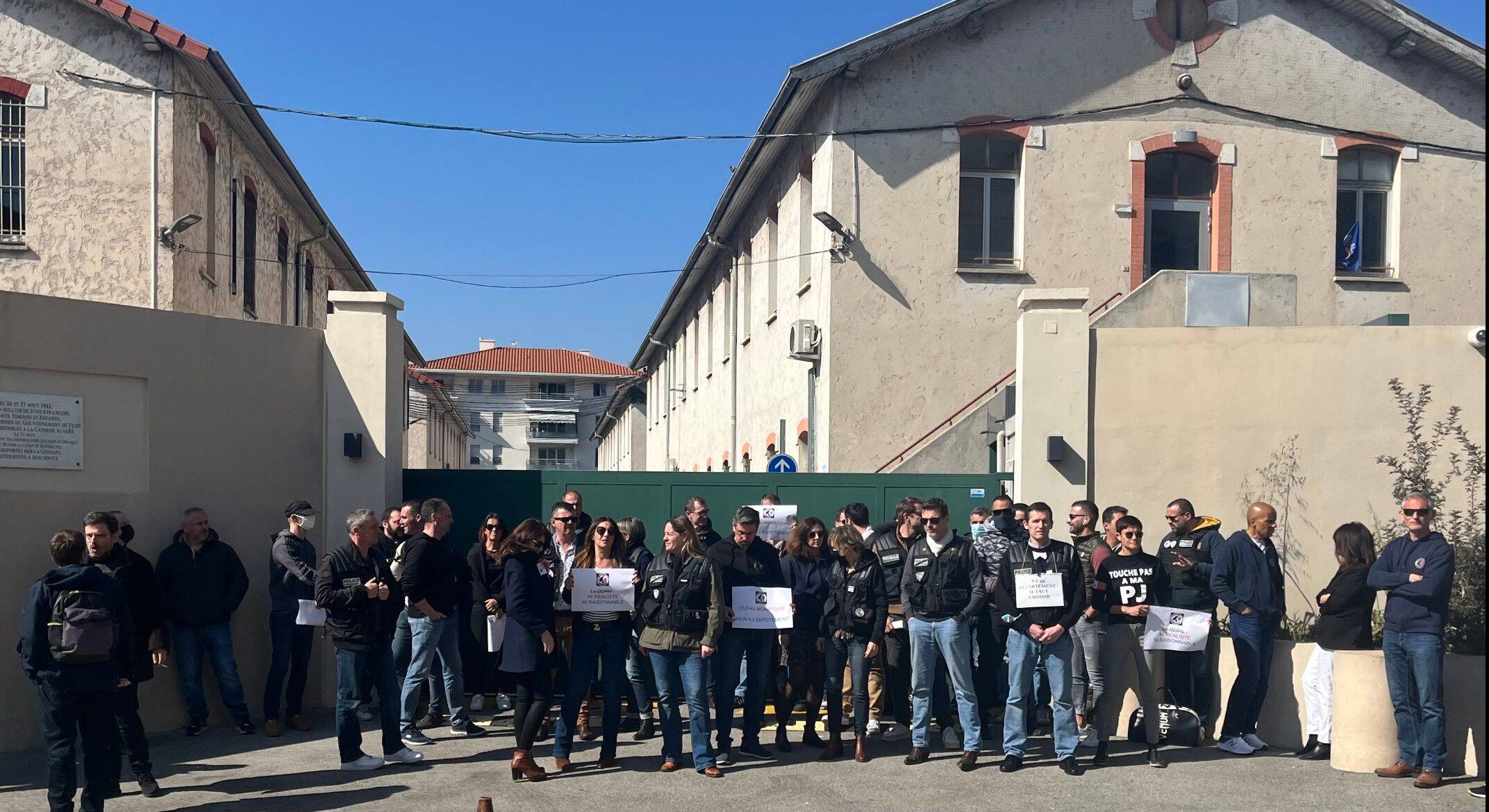 "C'est un boulevard pour les criminels!": pourquoi les enquêteurs de la police judiciaire de Nice sont remontés contre la réforme de Gérald Darmanin