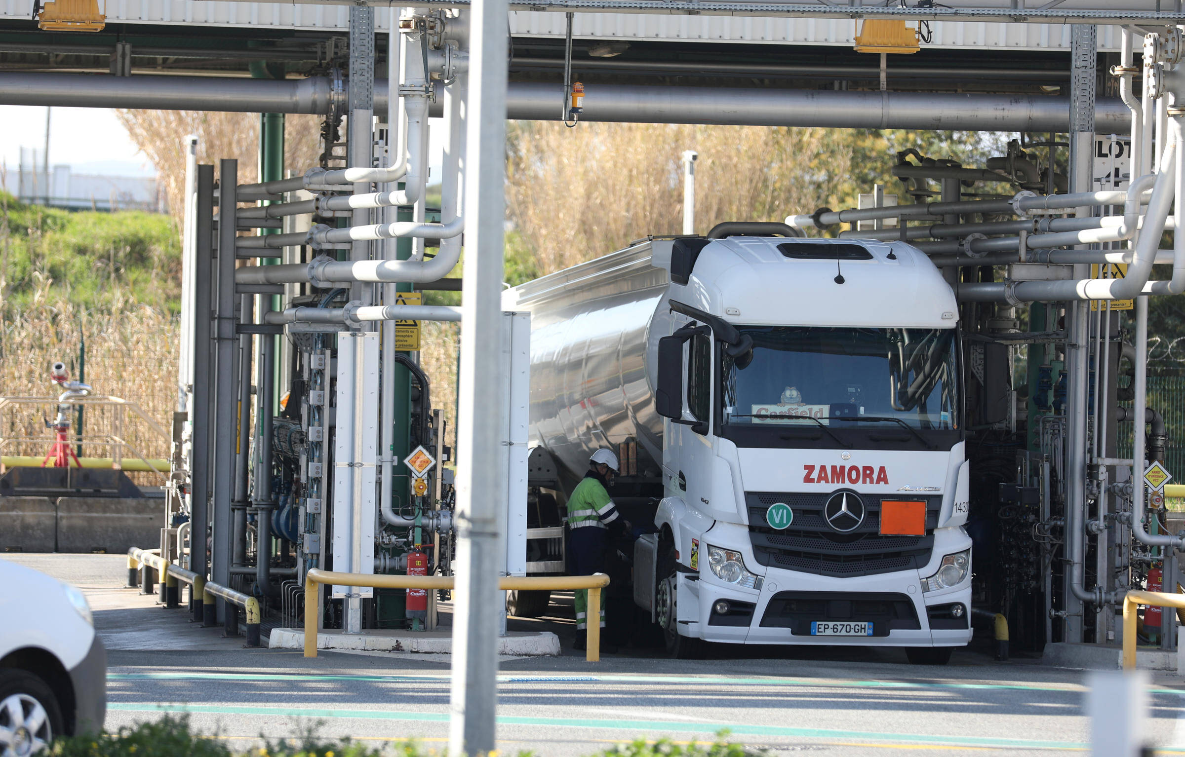 Les camions continuent à se servir en carburant au dépôt de Puget-sur-Argens