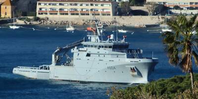 Epaves échouées dans la rade de Villefranche: les images de l'intervention de la Marine nationale pour enlever les bateaux victimes des coups de mer