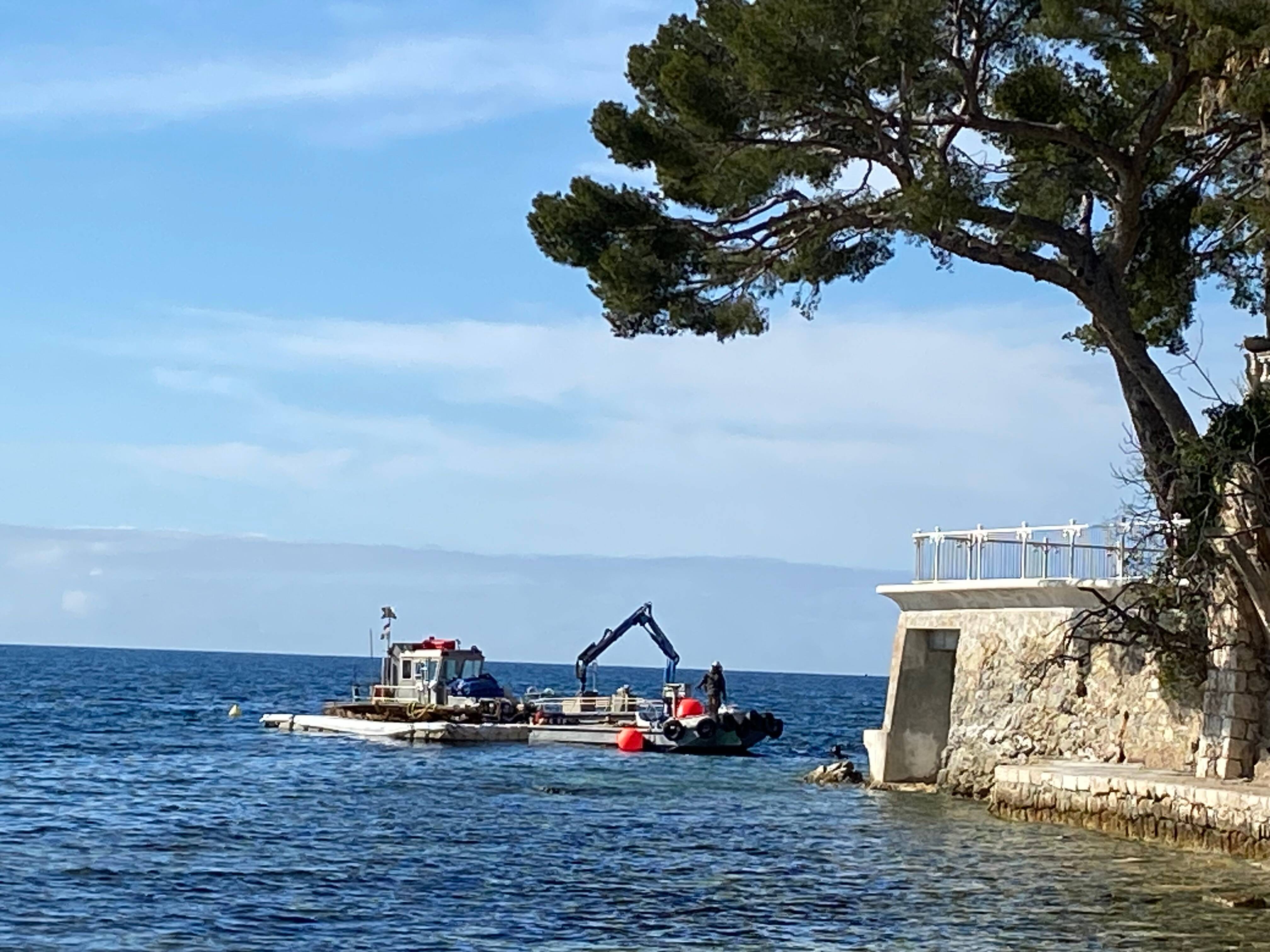 Du voilier fantôme de Villefranche aux décors de James Bond, ces épaves qui hantent la rade