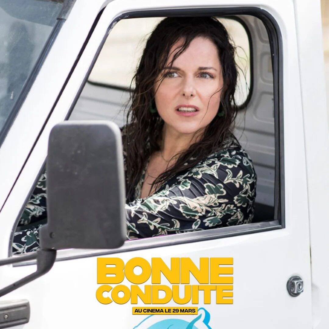 "Une serial killeuse à la Calamity Jane": Laure Calamy s'offre une comédie noire avec "Bonne conduite"