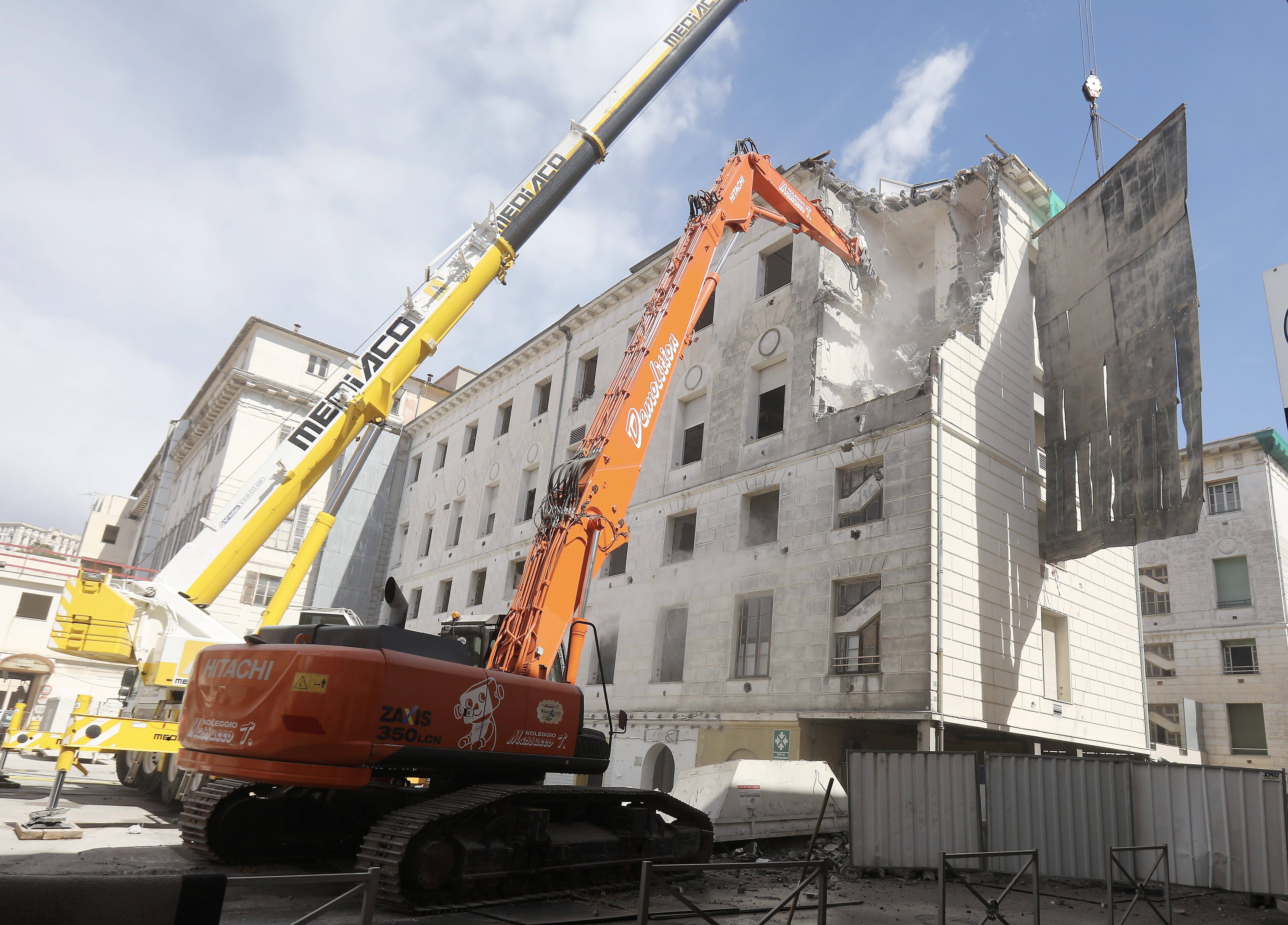 La déconstruction n'est qu'une destruction