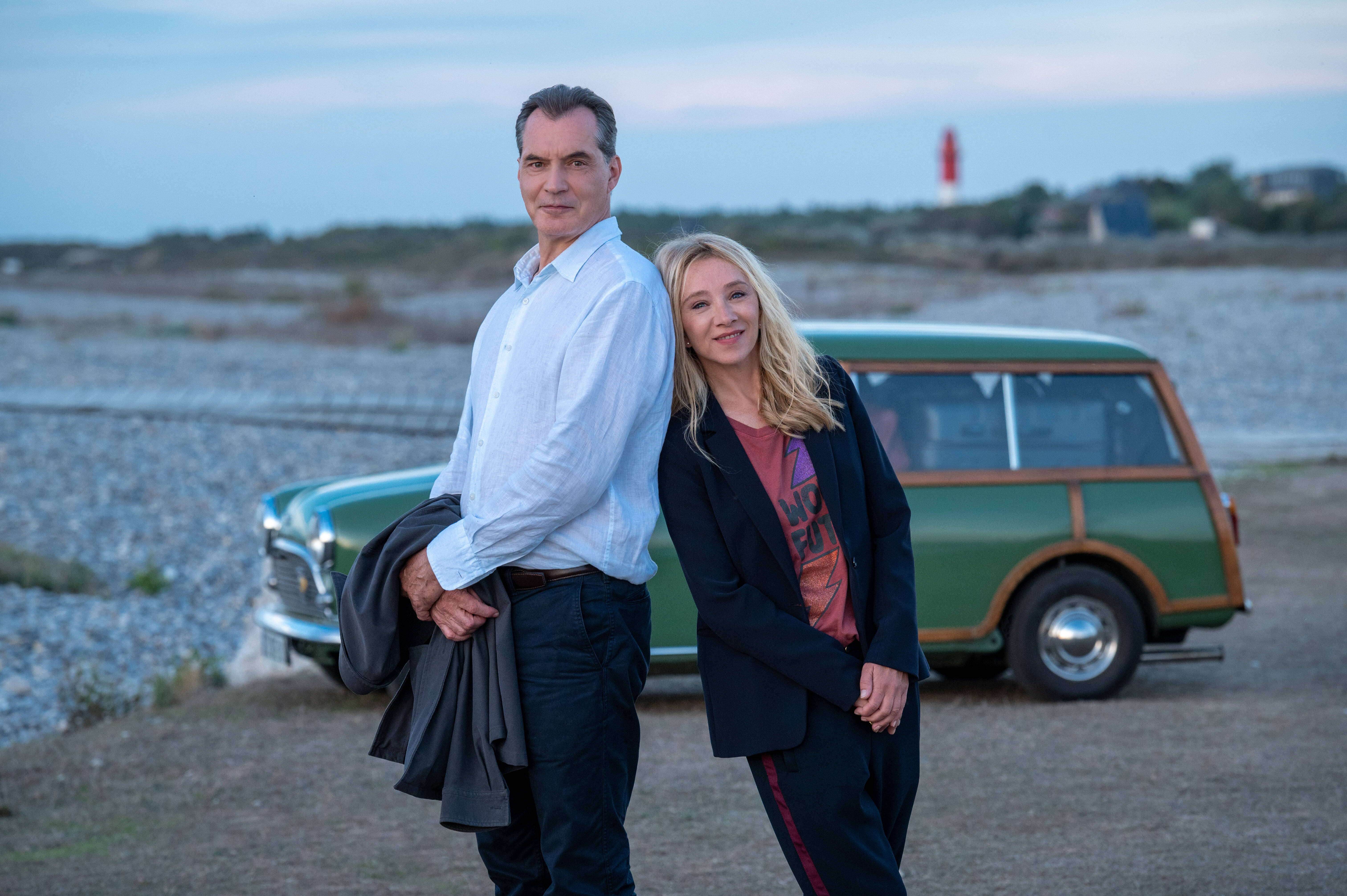 Avant la diffusion de son deuxième film en tant que réalisatrice, Sylvie Testud est dans "Flair de famille" ce samedi soir sur France 2