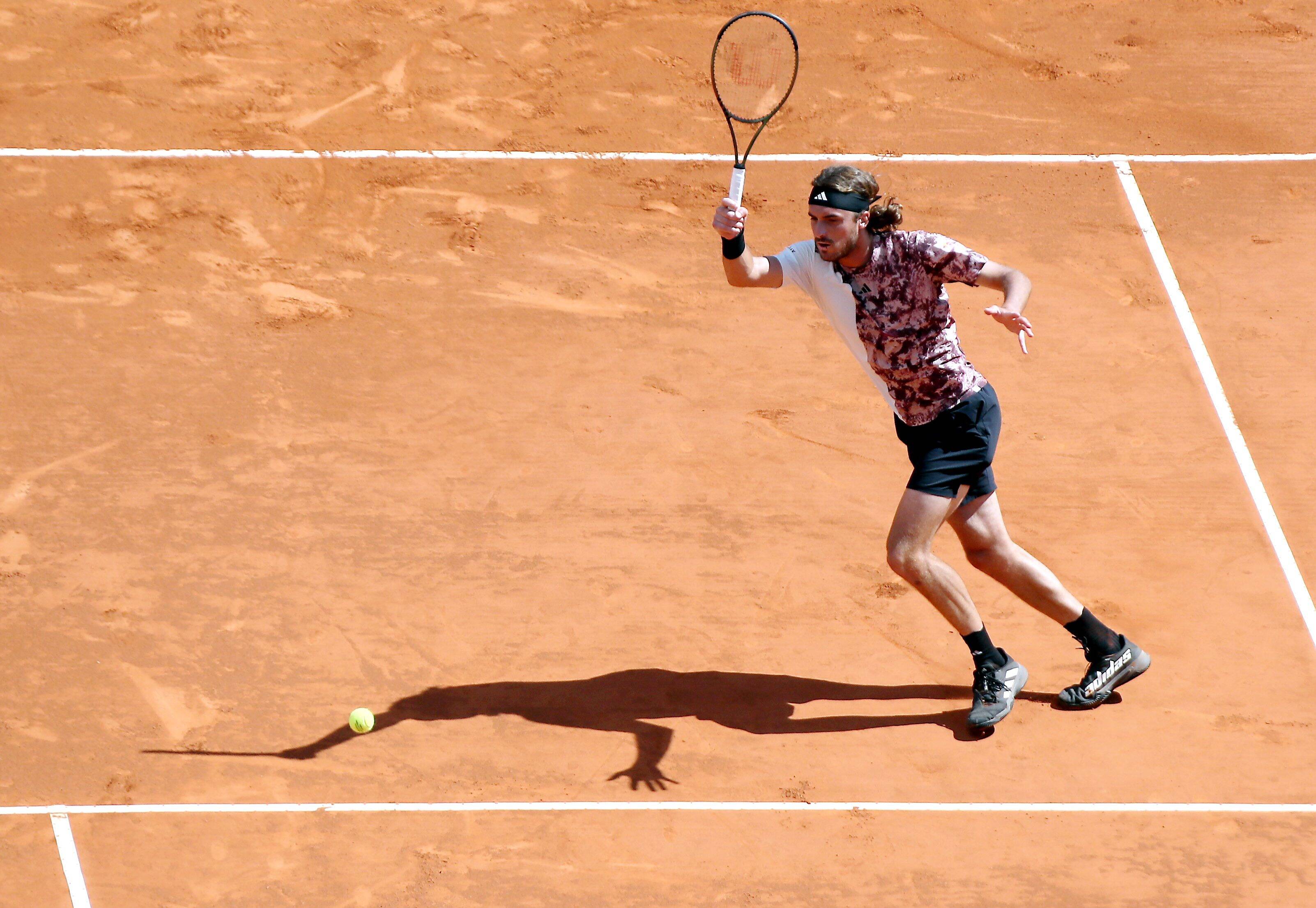 Stefanos Tsitsipas, double tenant du titre du Rolex Monte-Carlo, éliminé en quart de finale