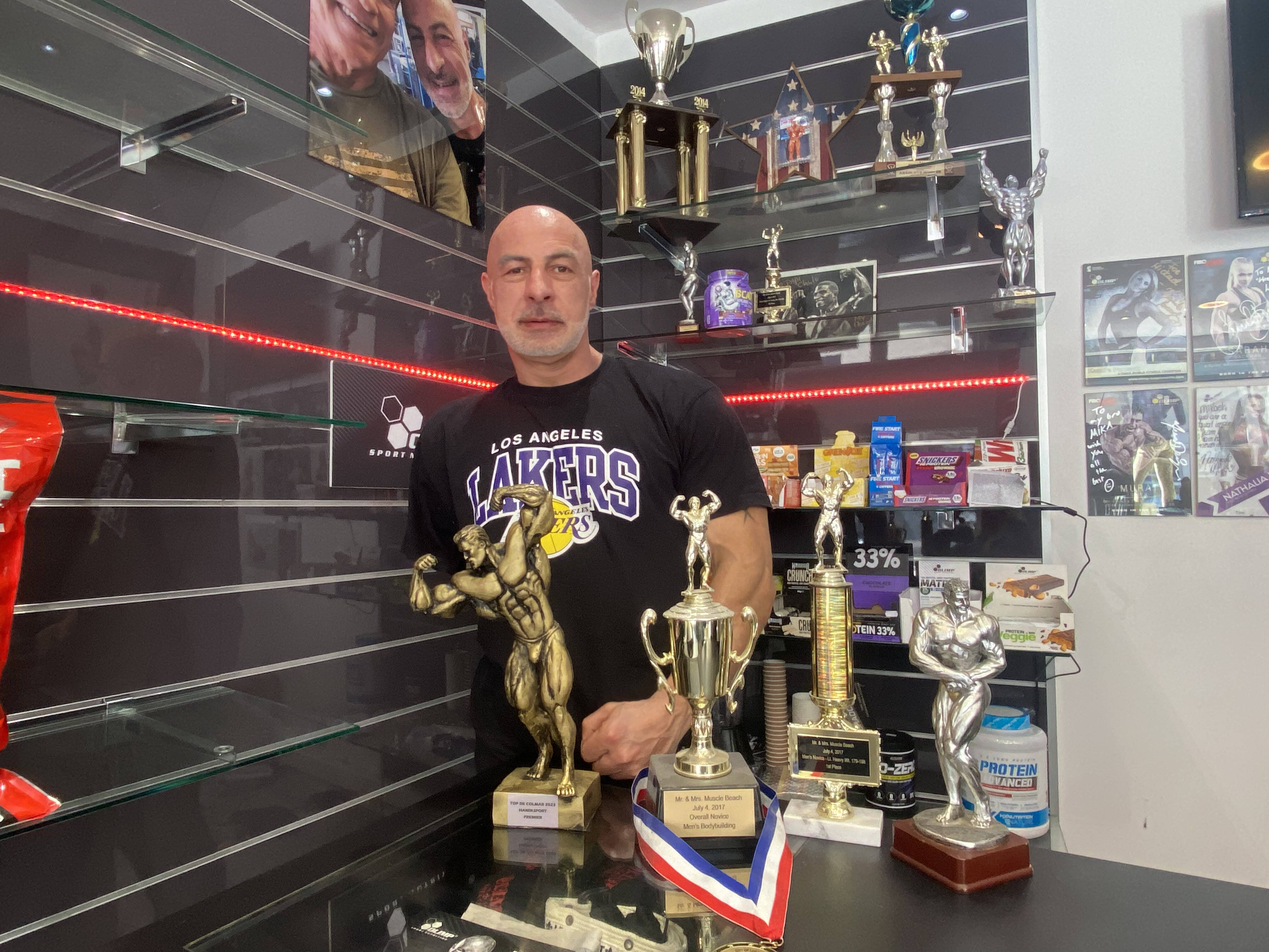 Cet Azuréen amputé d'un bras est un champion de bodybuilding, on vous raconte son parcours hors du commun