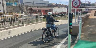 Une nouvelle piste cyclable avec feux tricolores inaugurée dans le centre-ville de Toulon