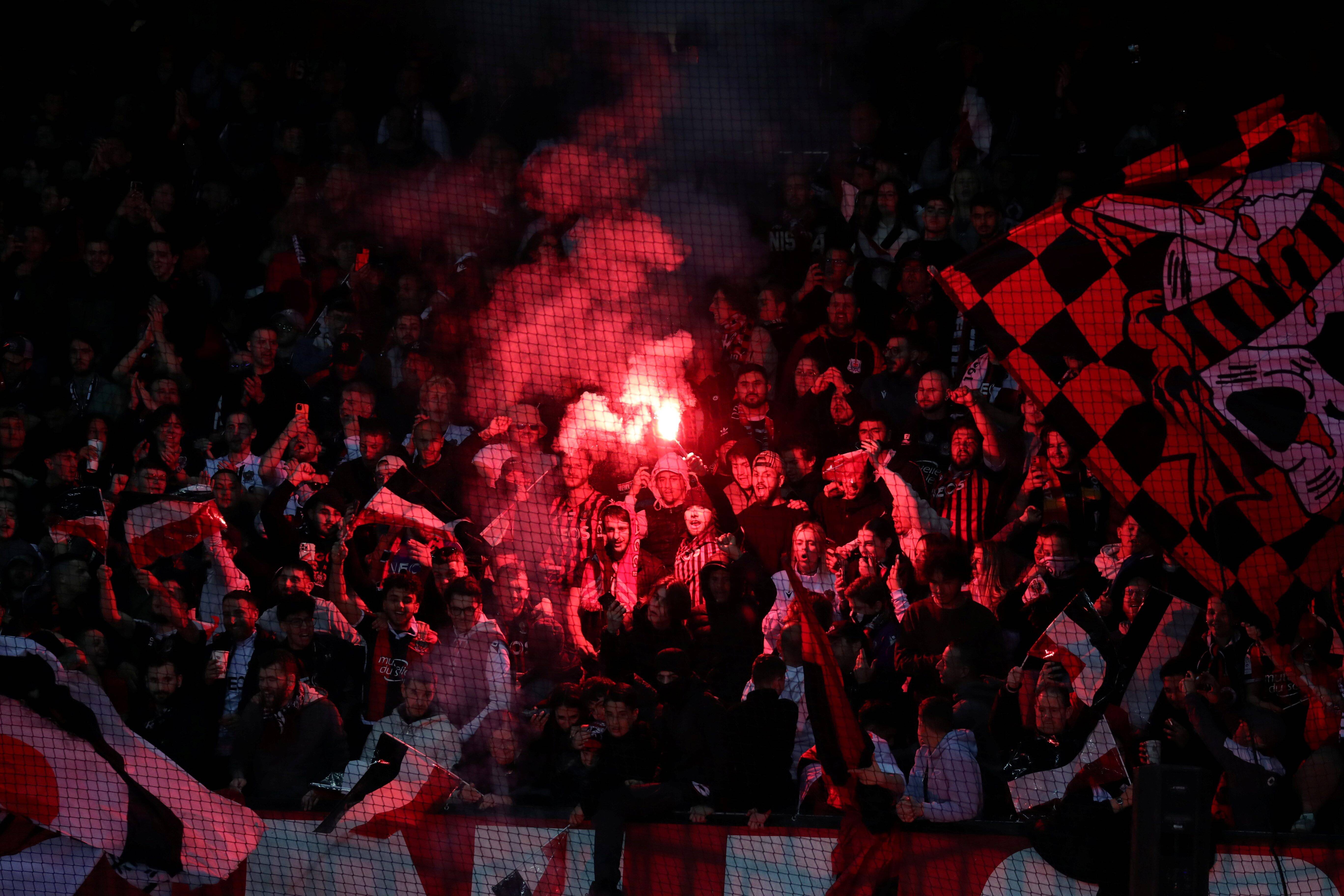 Pression, tension, puis désillusion: à l'Allianz Riviera, le peuple rouge et noir a manqué son rendez-vous avec l'histoire