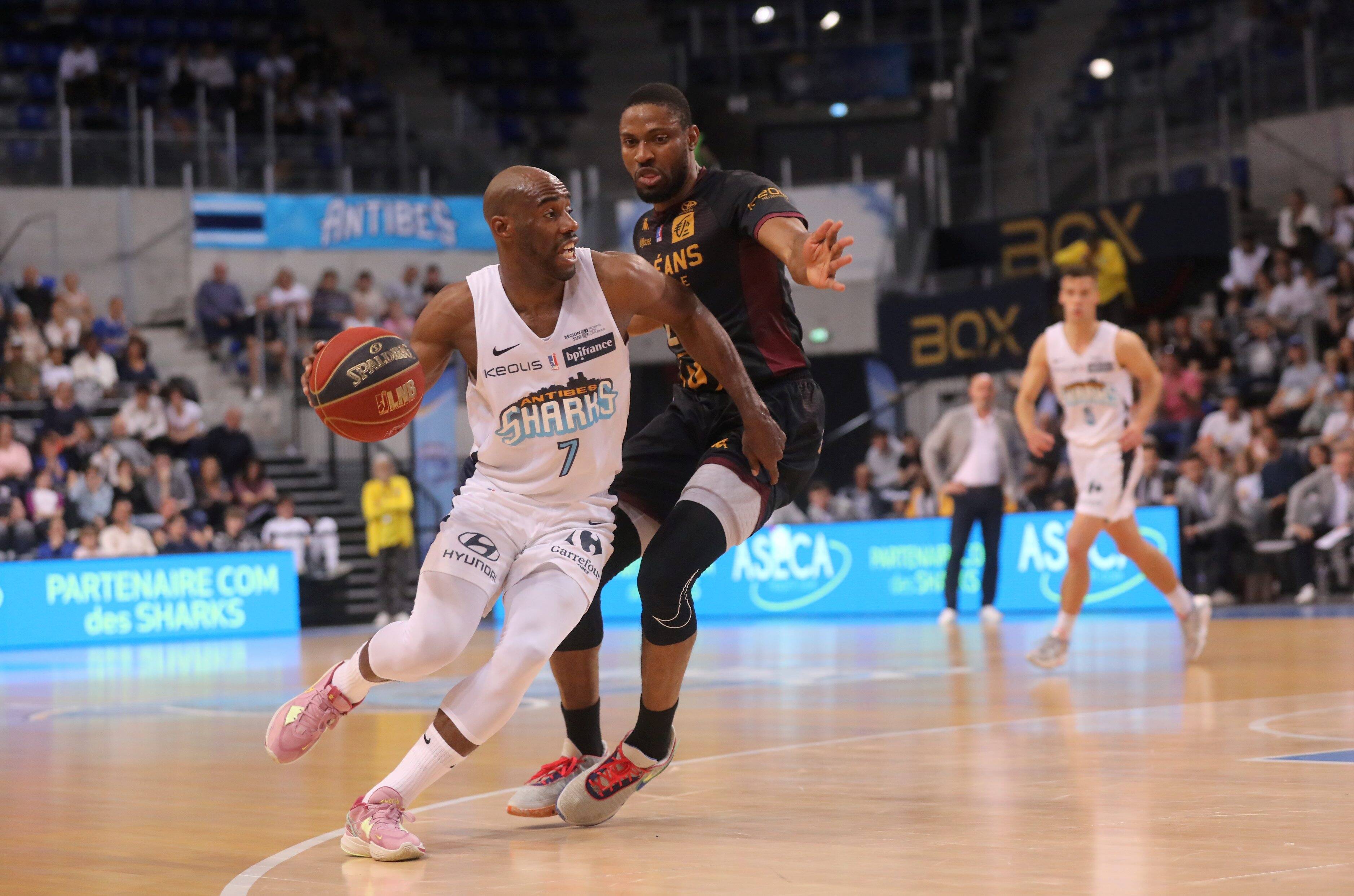 Les archives municipales lancent un appel pour la sauvegarde du patrimoine sportif antibois