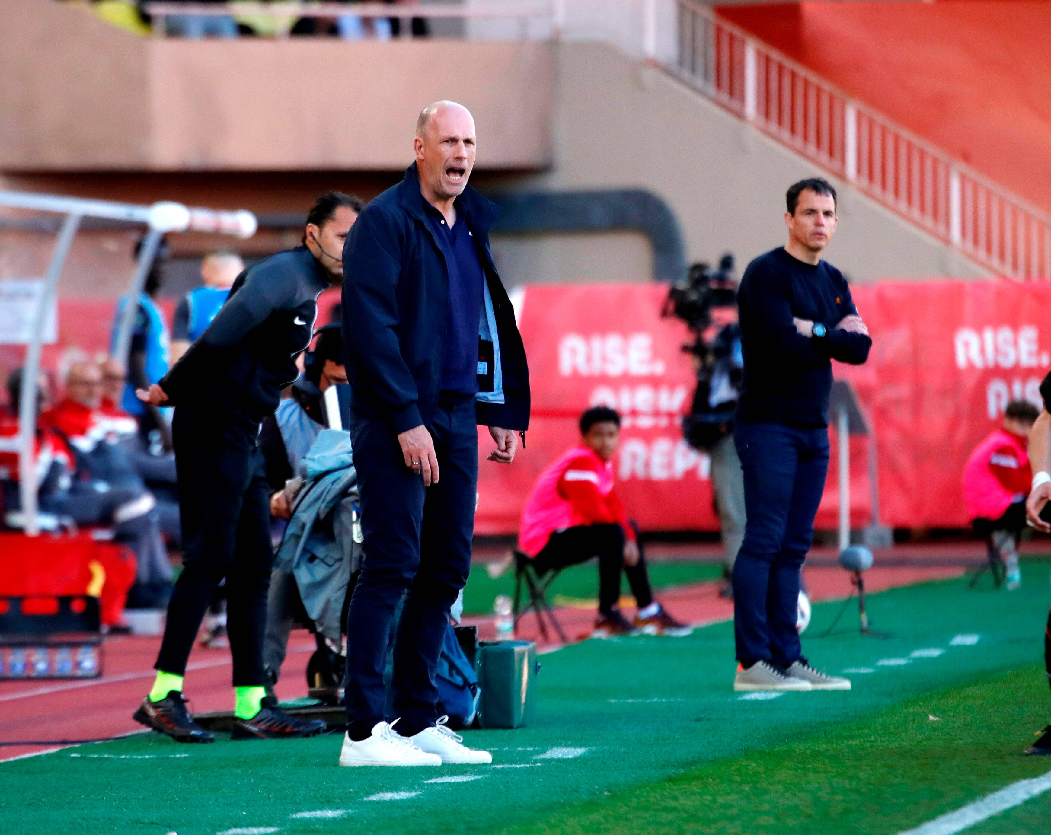 "Se faire pardonner en tant qu'équipe": l'entraîneur monégasque Philippe Clement attend une réaction de ses joueurs face à Montpellier