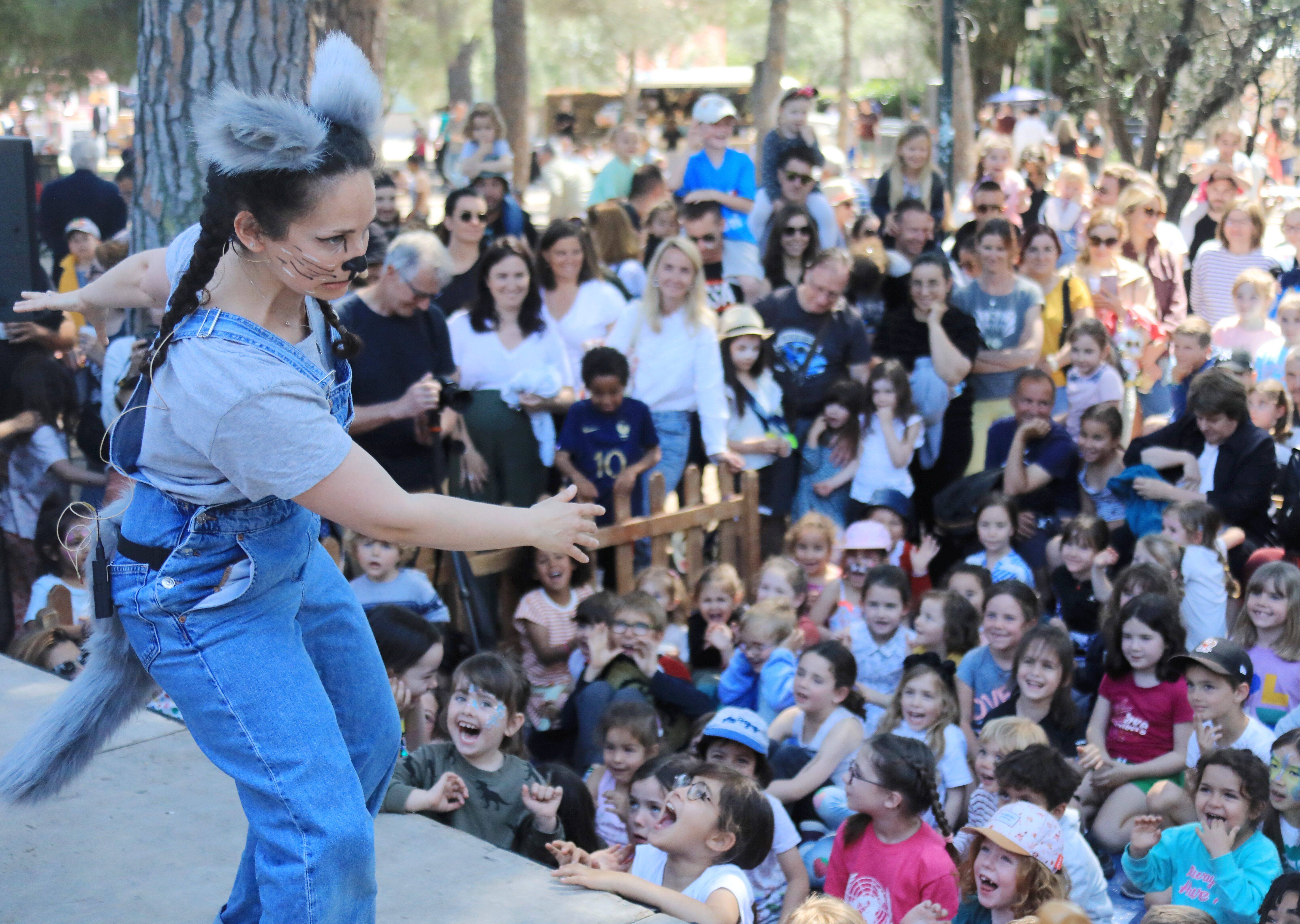 Pourquoi le coup d'envoi de la Fête des Mai a encore rassemblé des milliers de personnes à Nice ce dimanche