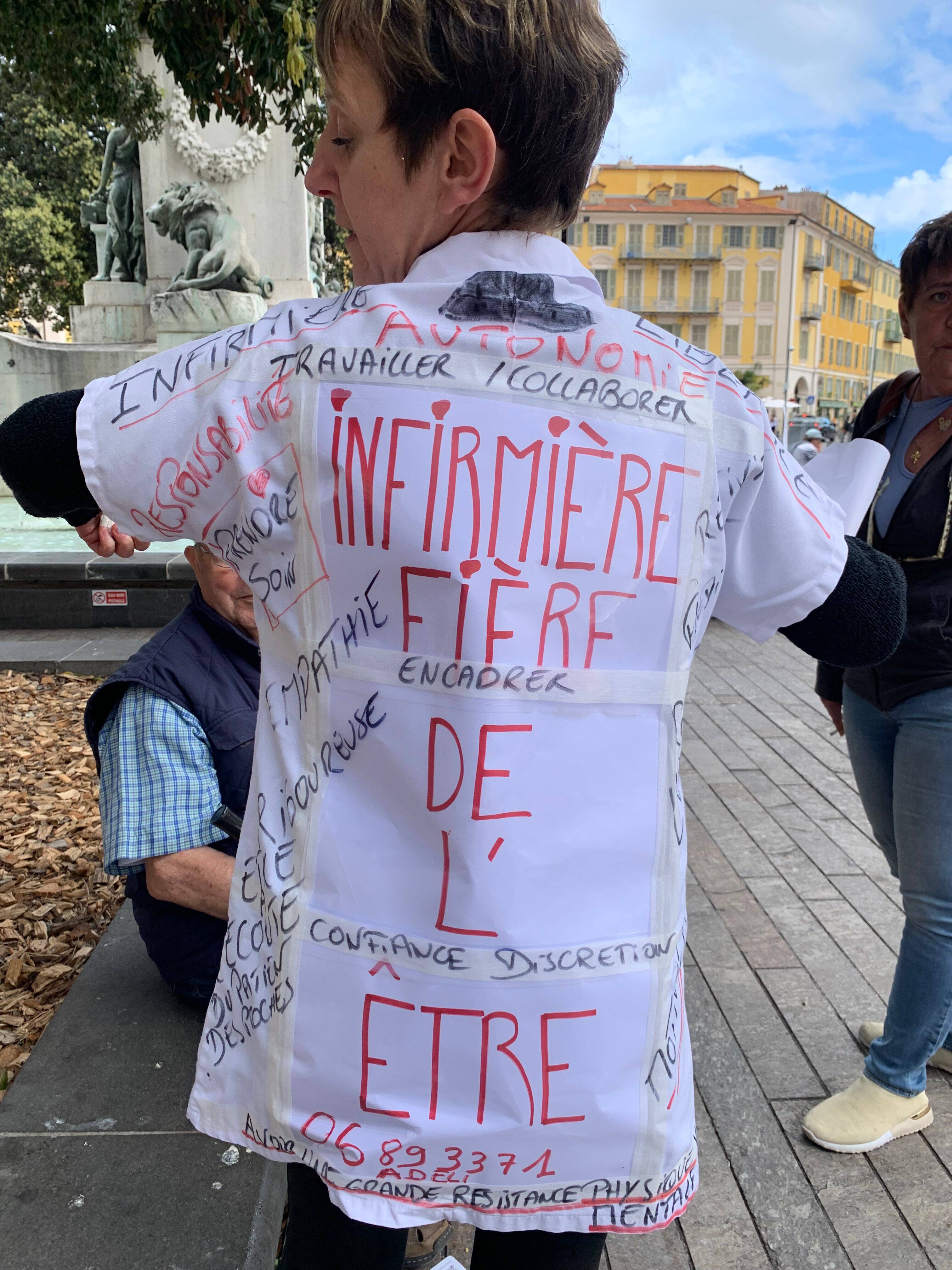 "Retraite à 67 ans, morte avant": les infirmiers libéraux ont donné de la voix à Nice ce vendredi