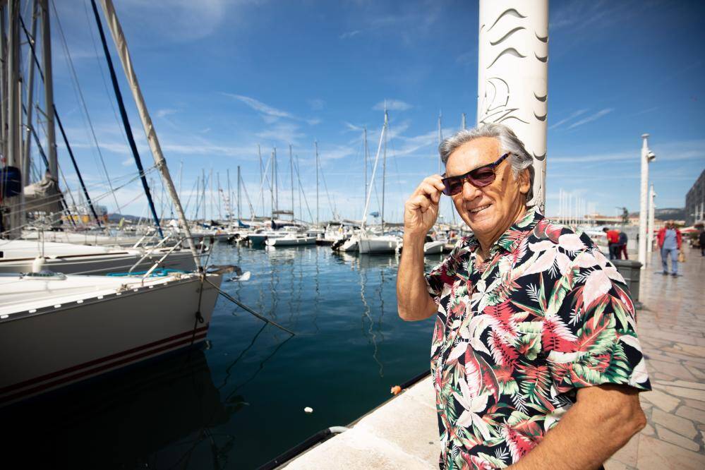 "Je suis un enfant de Besagne, pour toujours": le chanteur Jean-Pierre Savelli a débuté à Toulon... et il est de retour