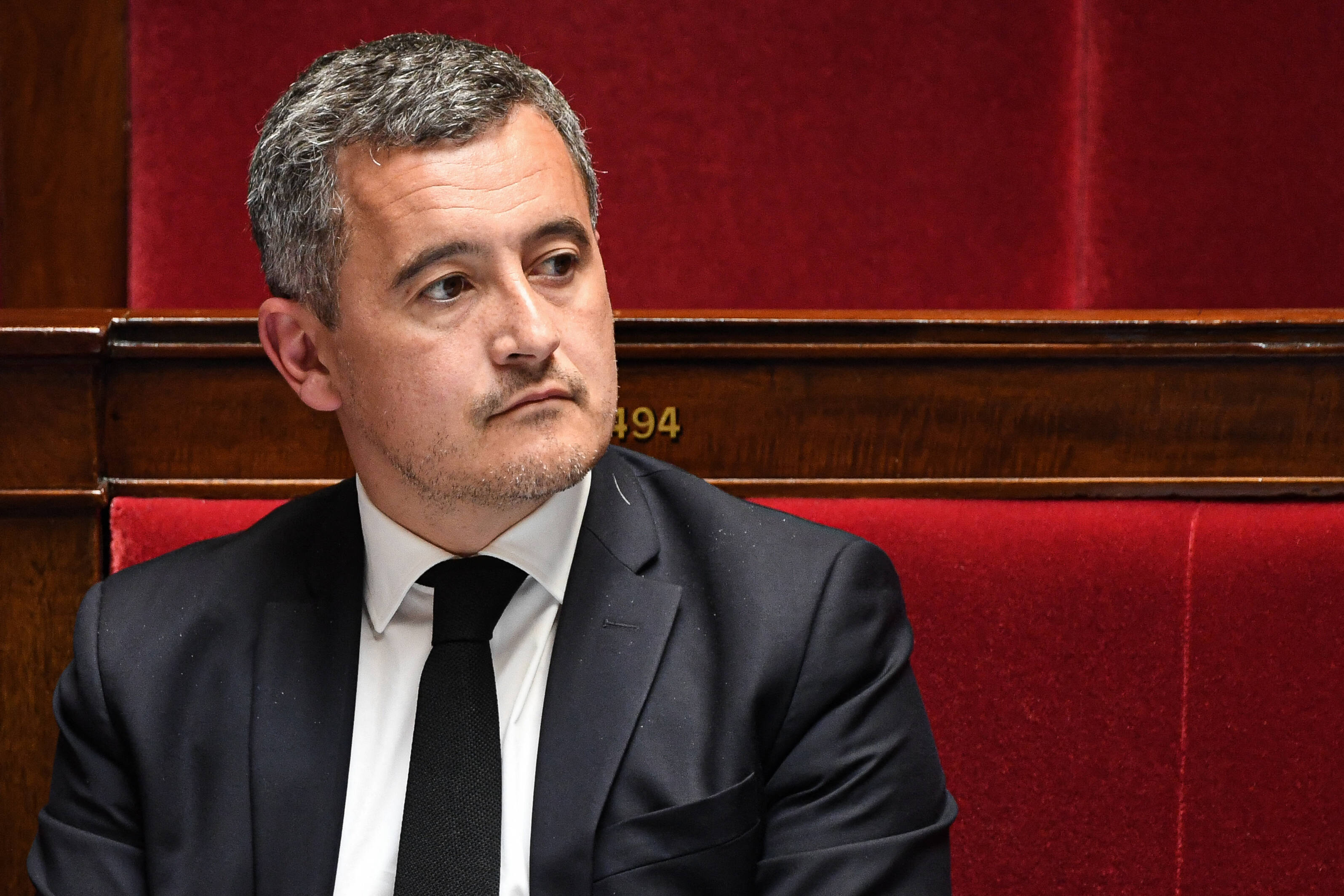 Gérald Darmanin évoque un centre de rétention dans les Alpes-Maritimes, grosse colère du maire