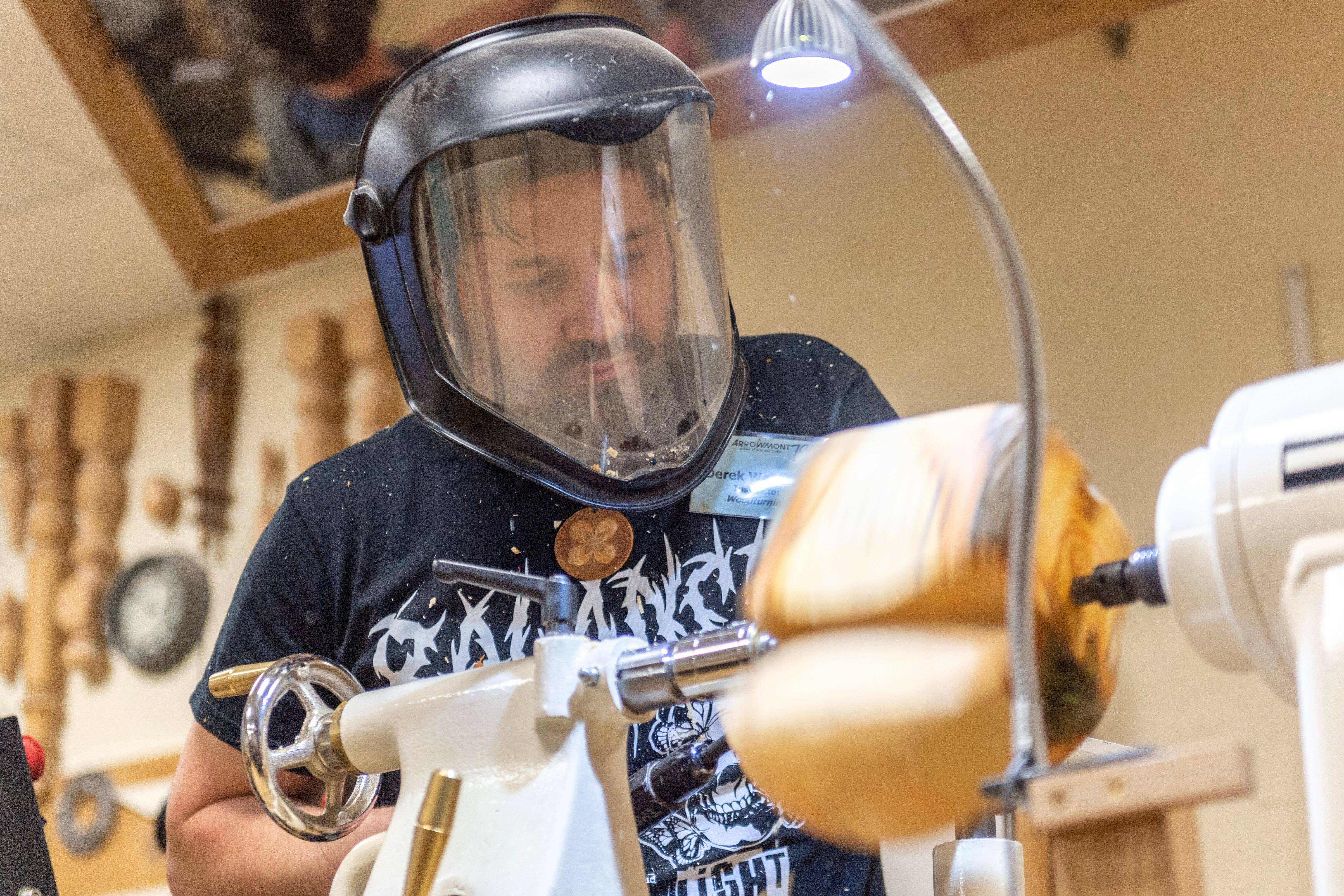 Des tourneurs sur bois de France et du monde entier font la fête à Aiguines