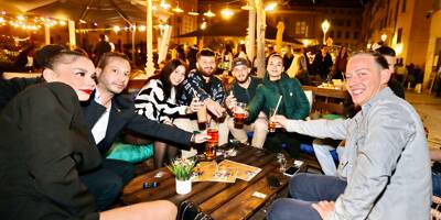 À Toulon, bars et restaurants de la place de l'Equerre s'associent pour asseoir leur succès