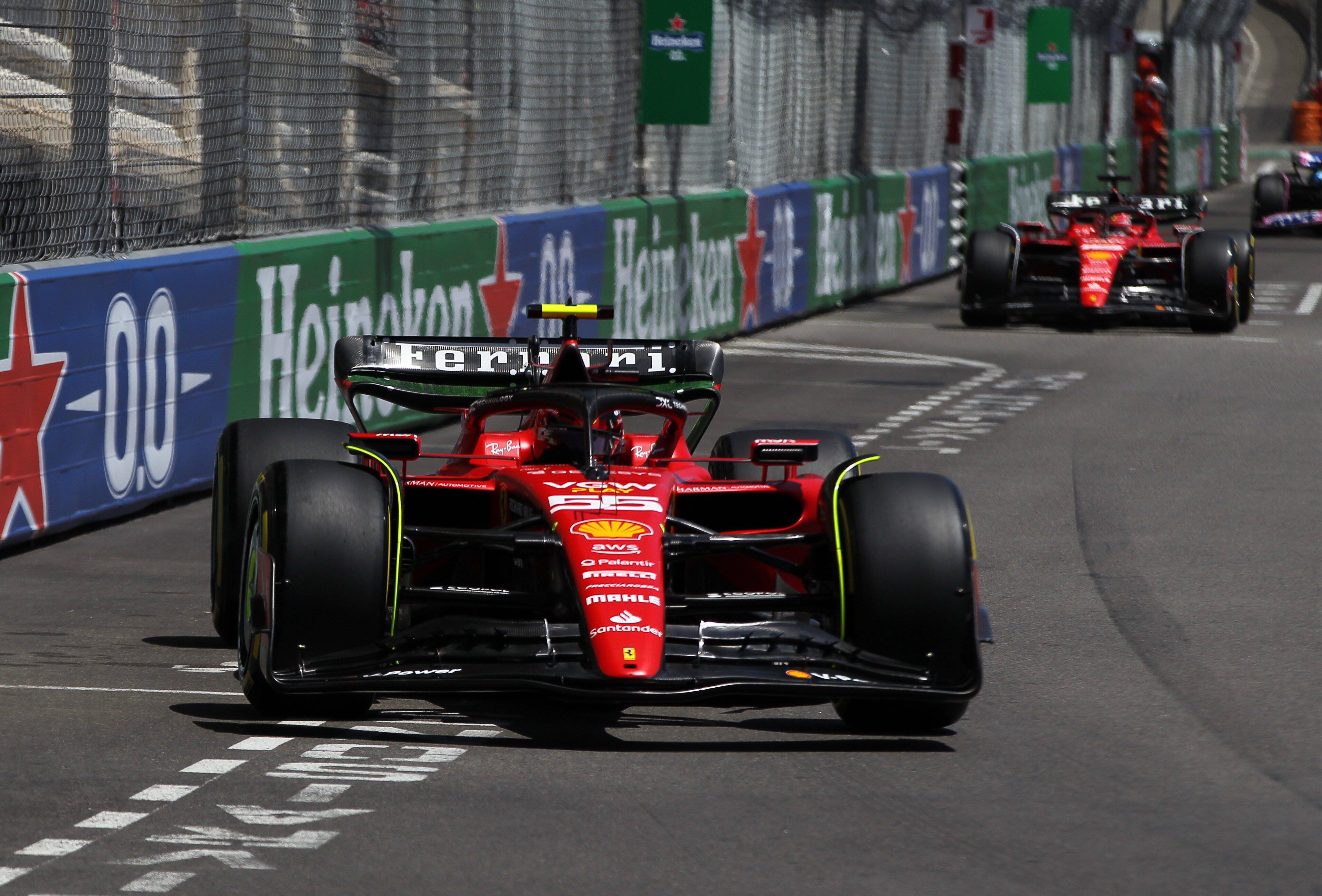 Carloz Sainz place sa Ferrari en tête des premiers essais libres du Grand Prix de Monaco