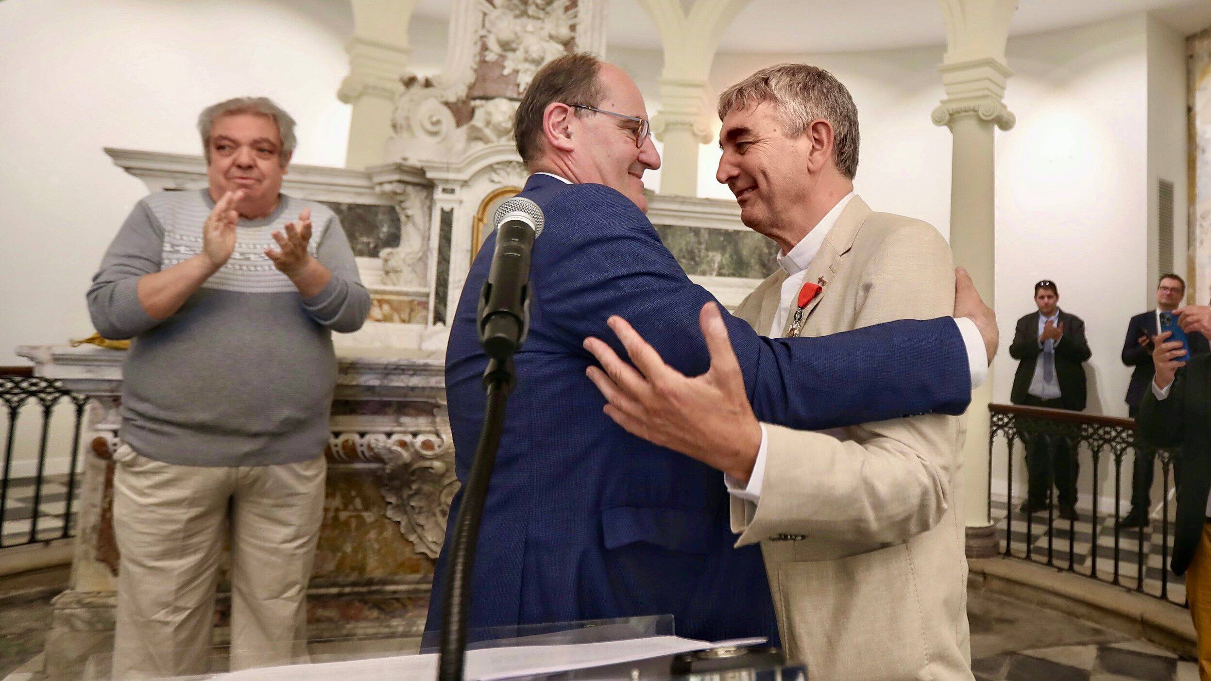 Qui est Gilles Rebêche, ce Varois qui a passé une vie au soutien des autres et qui vient de recevoir la Légion d'honneur?