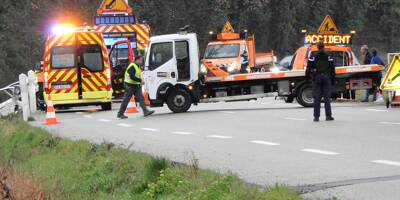 Trois personnes piégées dans une voiture suite à un accident à Puget-Ville