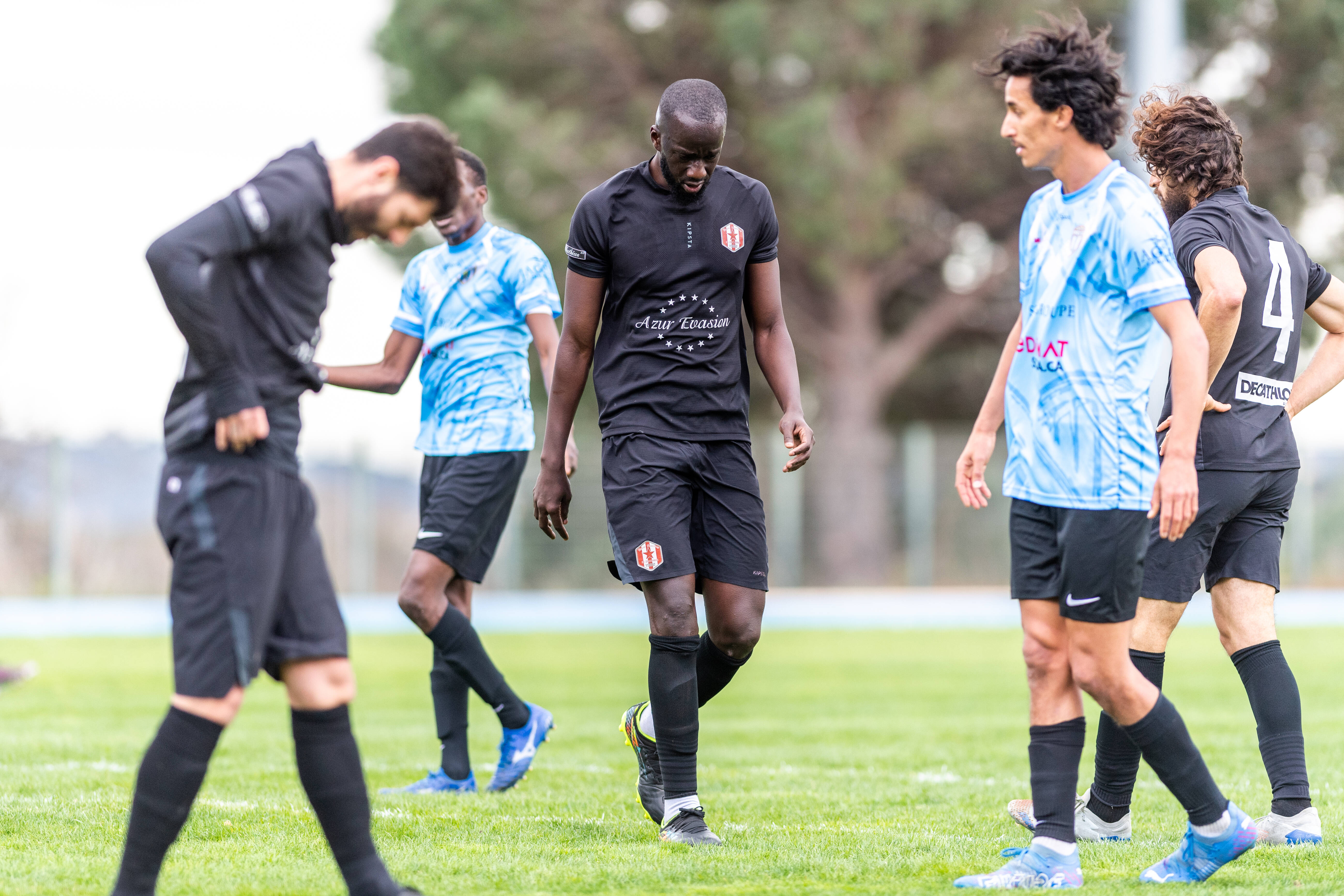 Football: l'Étoile sportive zacharienne perd sa montée en National 3, le directeur du club fustige "une vendetta"