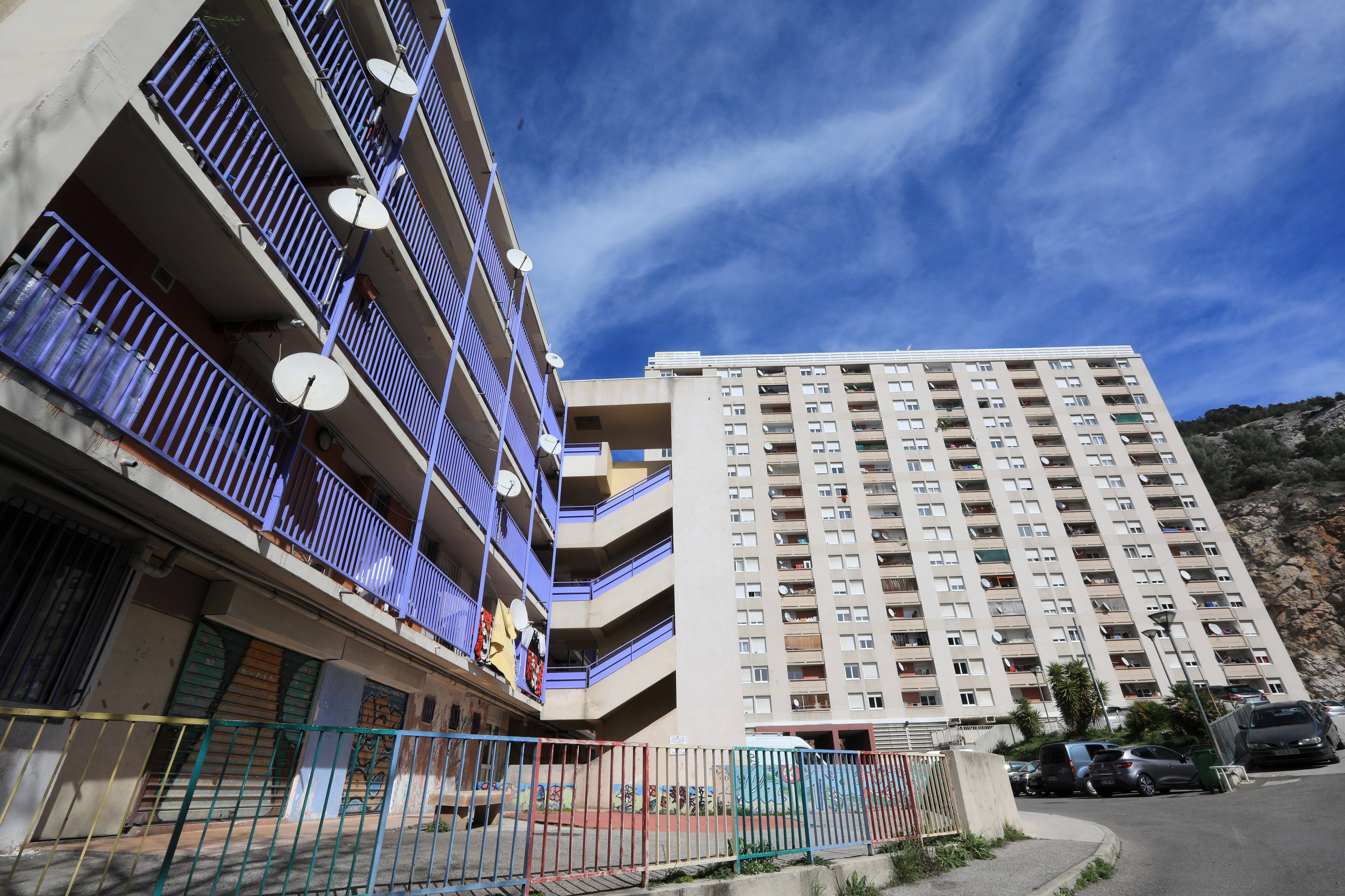 Deux jeunes hommes victimes d'une "jambisation" après plusieurs coups de feu tirés dans une cité à Toulon