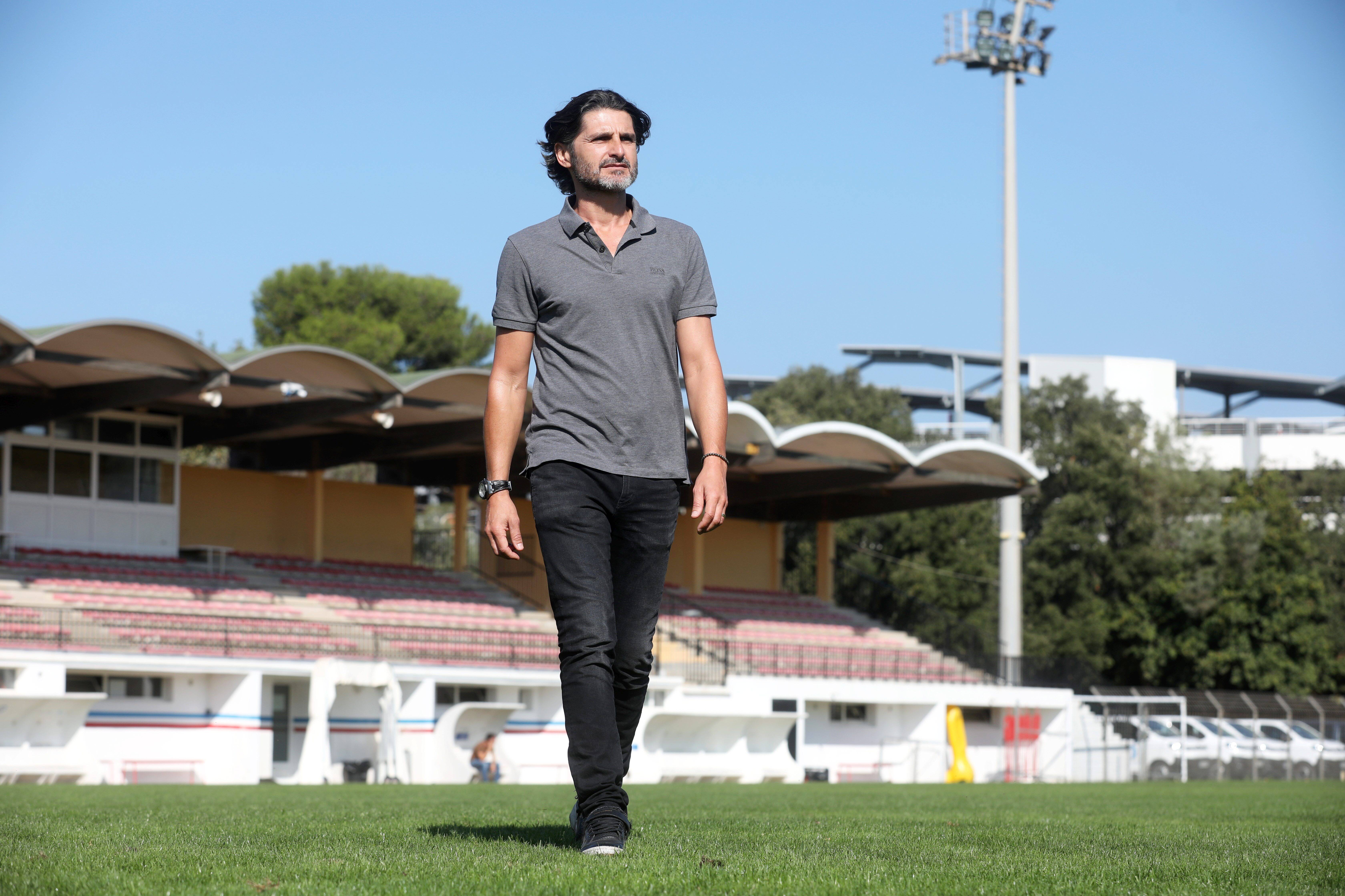 L'ancien joueur de l'OM Sébastien Pérez quitte l'Étoile Fréjus Saint-Raphaël (National 2)