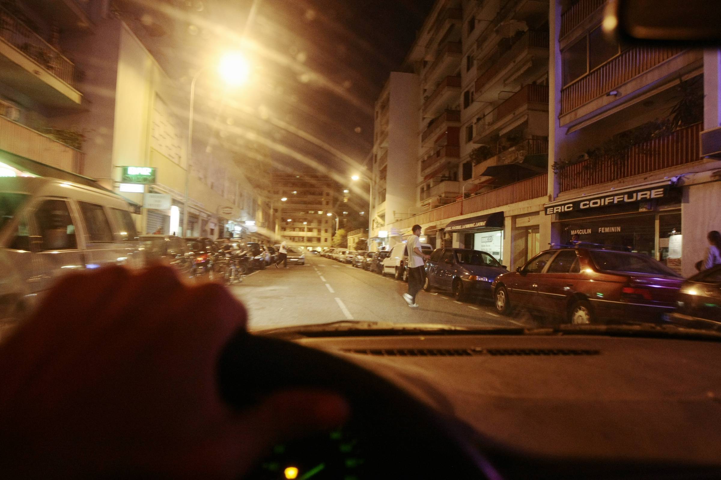 Exhibitionist Arrested in Nice After Assaulting Two Women: Investigation Underway