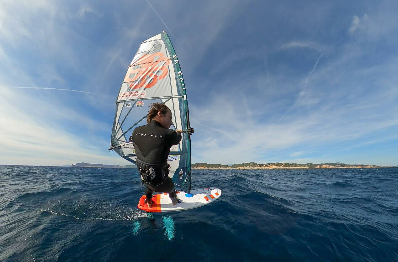 Le défi fou de ce Varois qui veut rejoindre la Corse en windfoil