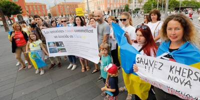 Manifestation spontanée des Ukrainiens de la Côte à Nice face à 
