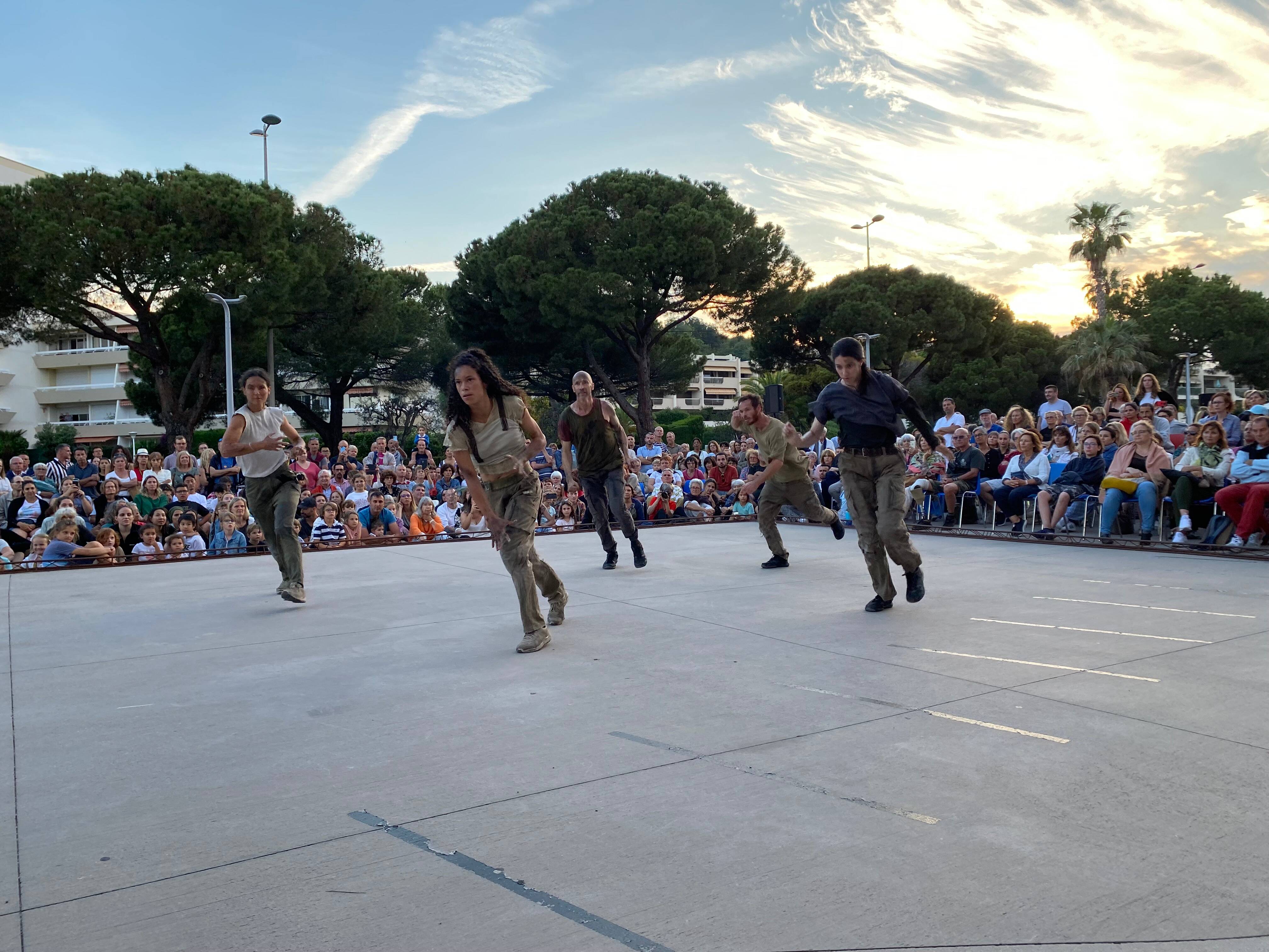 Les arts retrouvent la rue à Antibes avec les Déantibulations, voici le programme de ce week-end