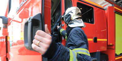 Les pompiers interviennent sur un feu de toiture à Roquebrune-sur-Argens
