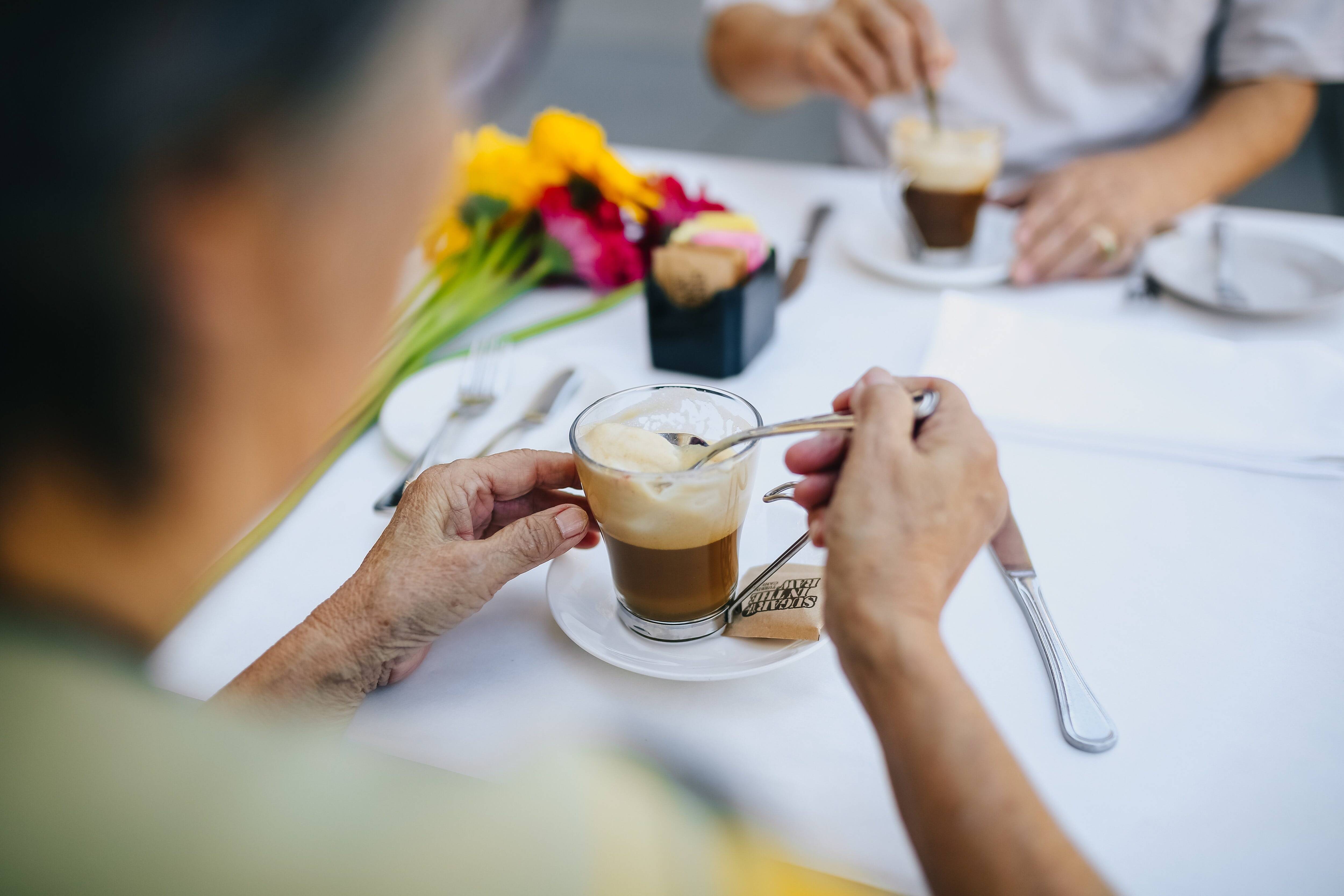 Un repas à 3 euros comme au restaurant: la Ville de Nice agit pour les seniors isolés cet été