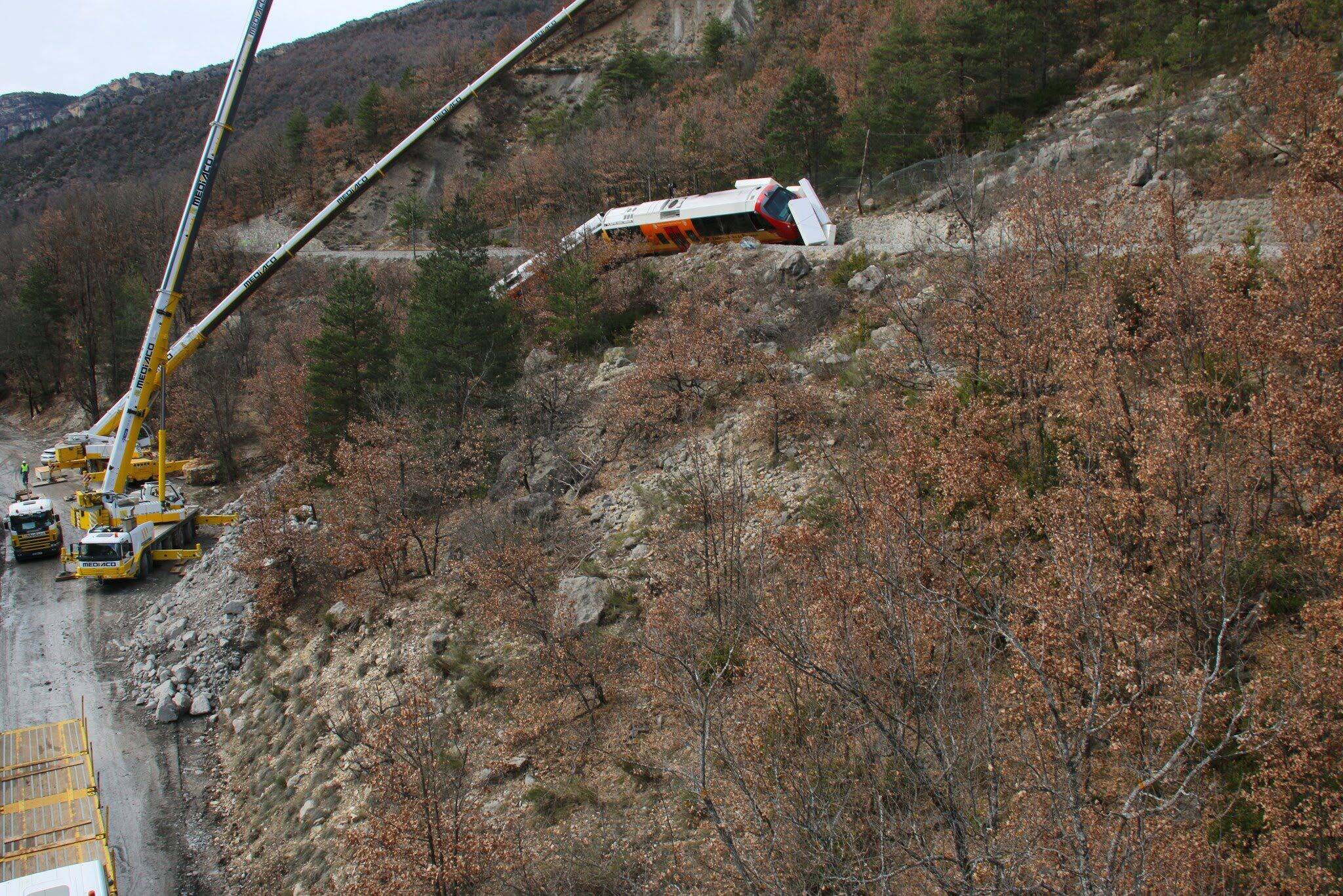 Effondrement de Carrefour Lingosti re accident de train Annot