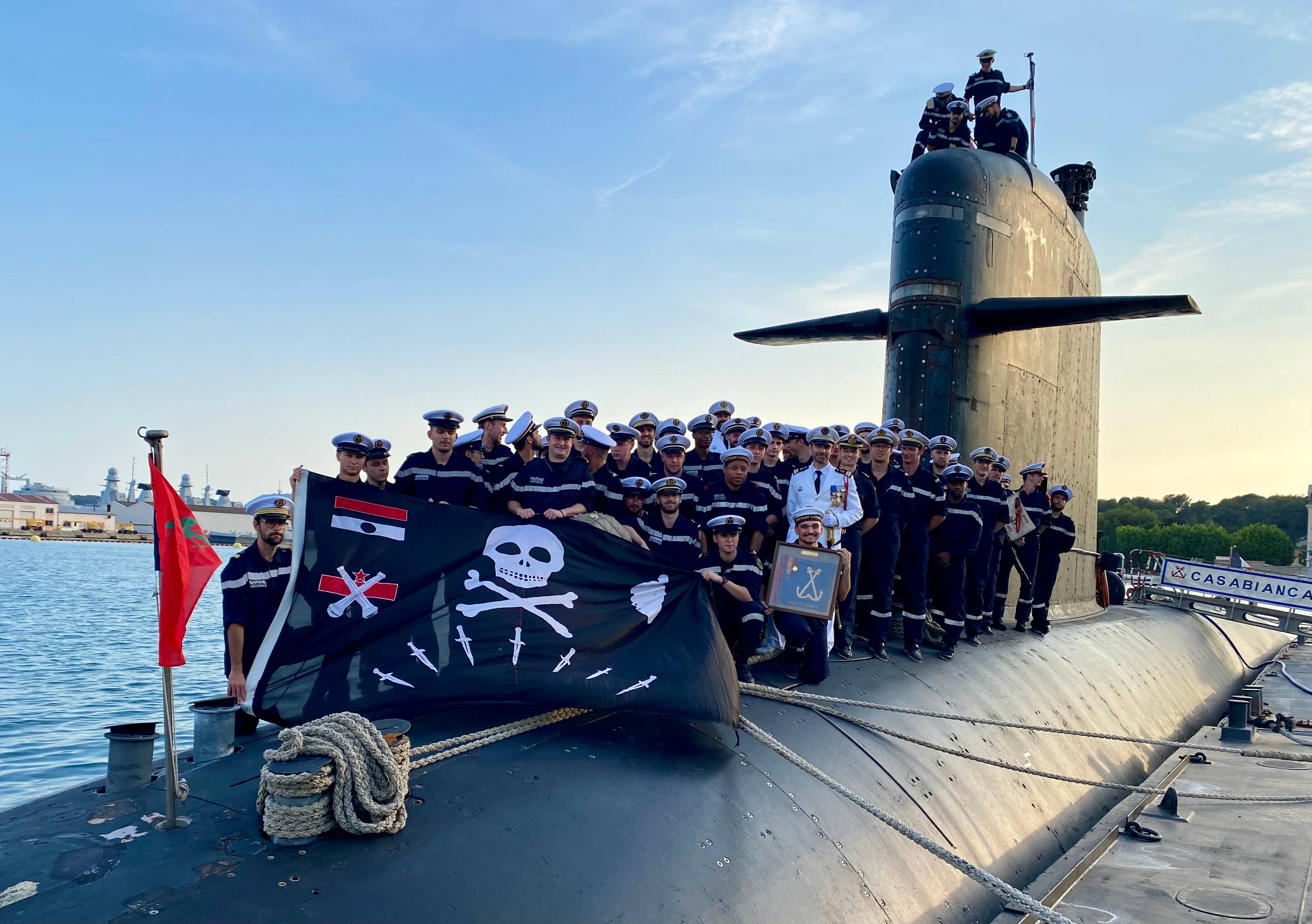 "C'est un bateau emblématique": le sous-marin nucléaire Casabianca prend sa retraite à Toulon