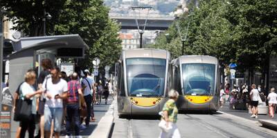 Une septuagénaire frappée au visage dans le tramway à Nice par un passager qui refusait de céder sa place