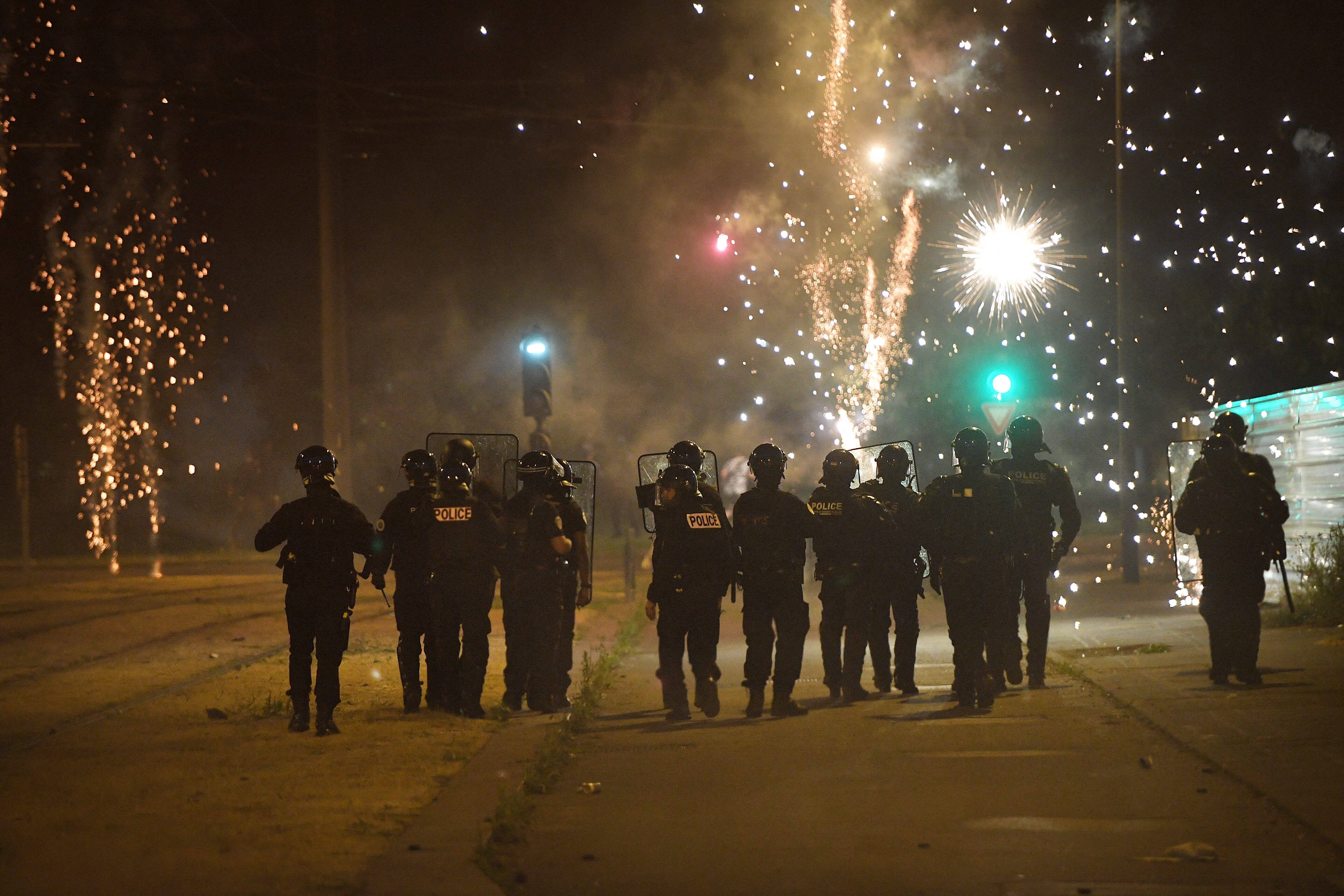 Pétards et feux d'artifice pour le Nouvel An : la détention