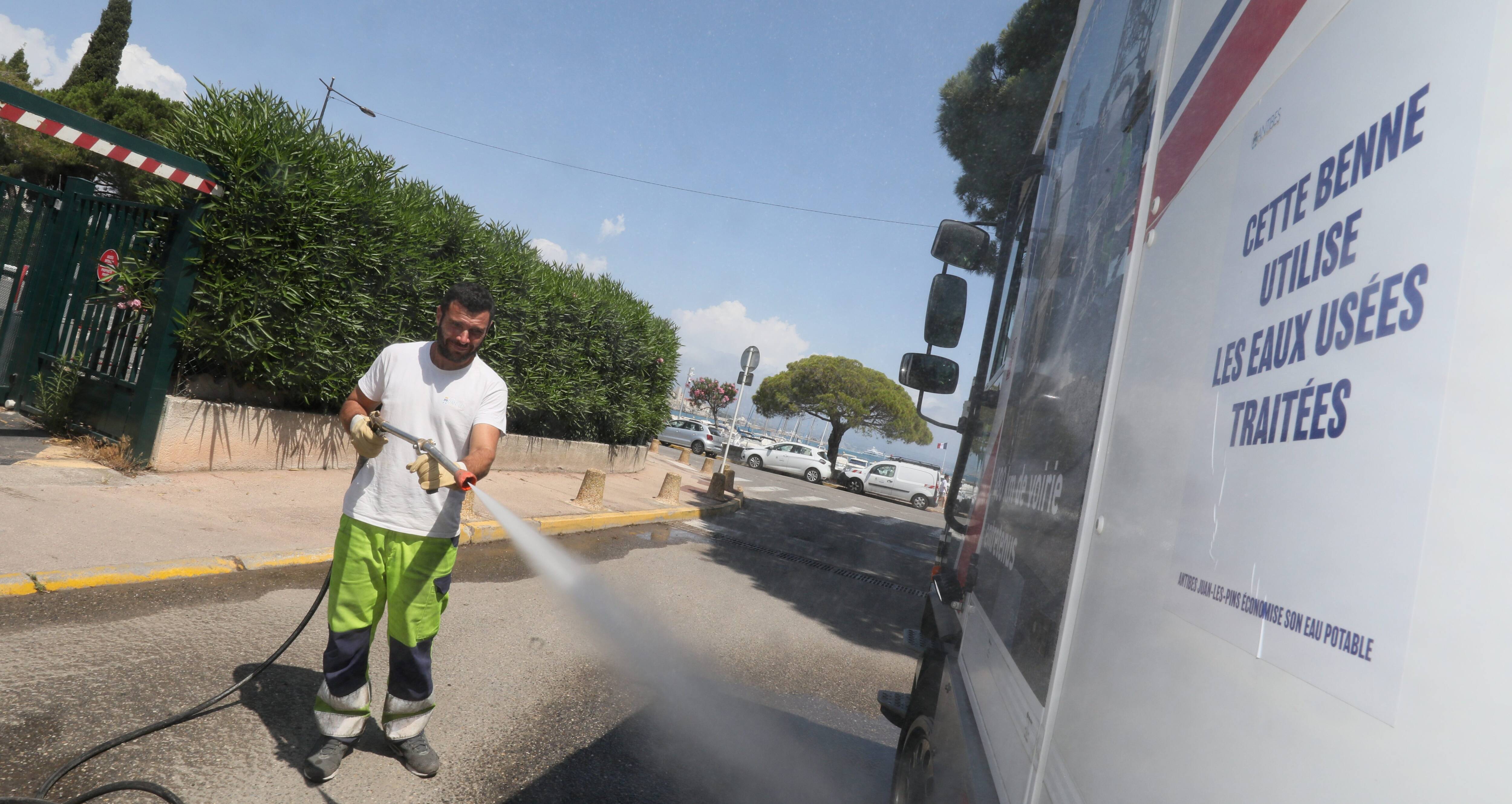 Les eaux usées vont enfin être utilisées pour nettoyer les rues et arroser les jardins publics à Antibes