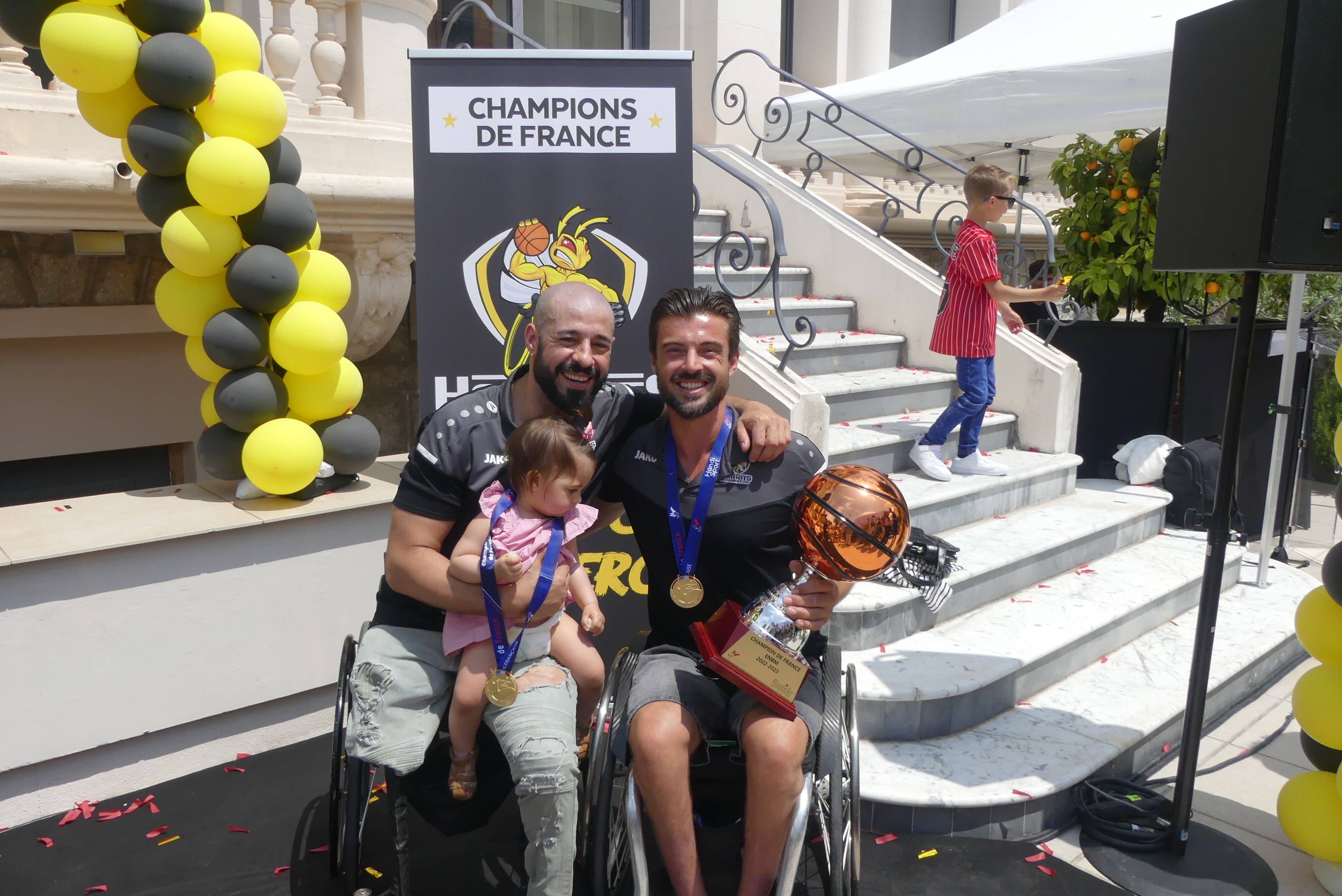 Houcine BelaId et Christophe Carlier, joueurs de l'équipe d'handibasket du Cannet, vont-ils se qualifier pour les JO de 2024?