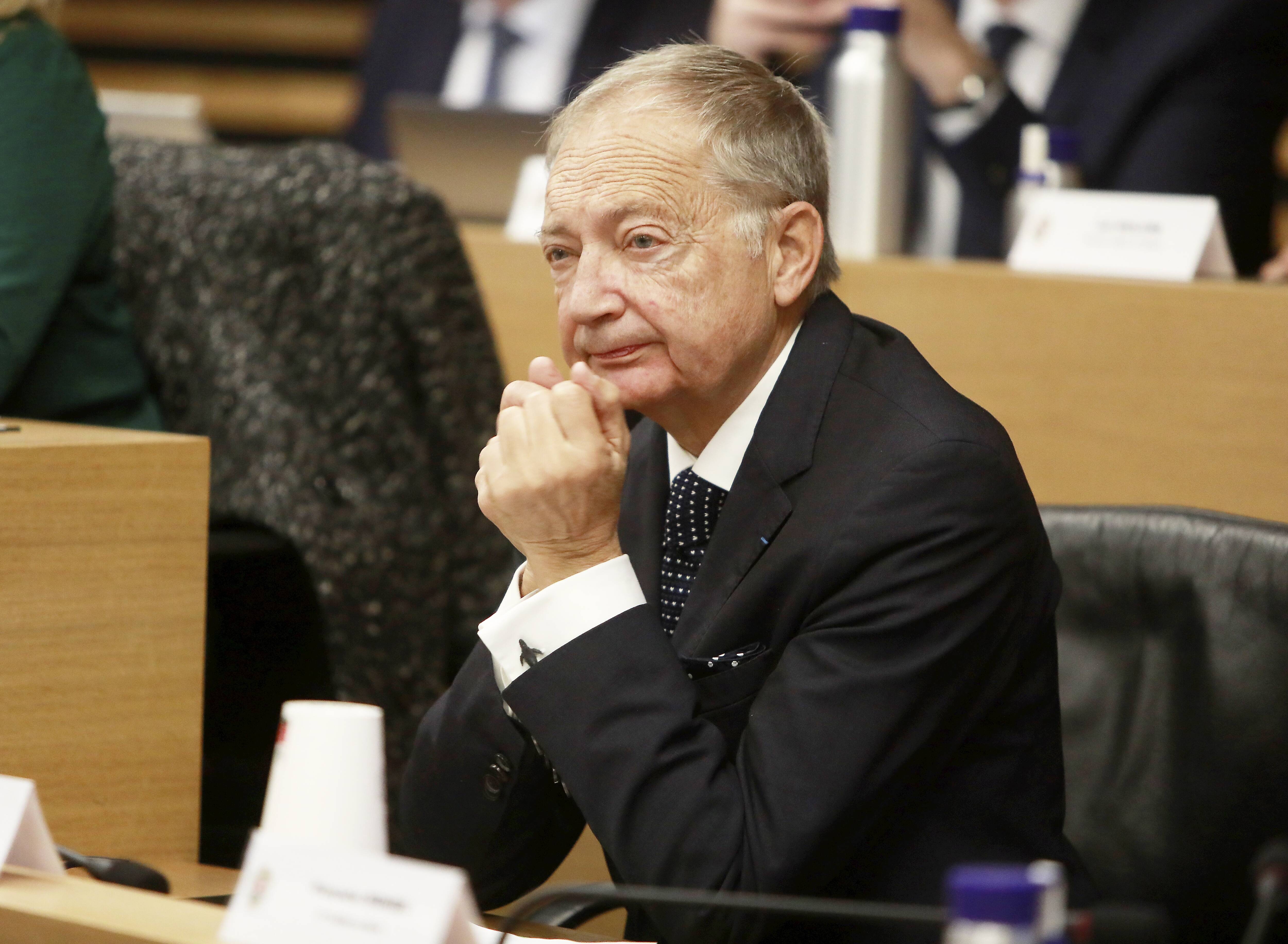 "Ce n'est pas un mauvais signal": la Métropole de Nice défend la fin des aides à l'achat de véhicules électriques