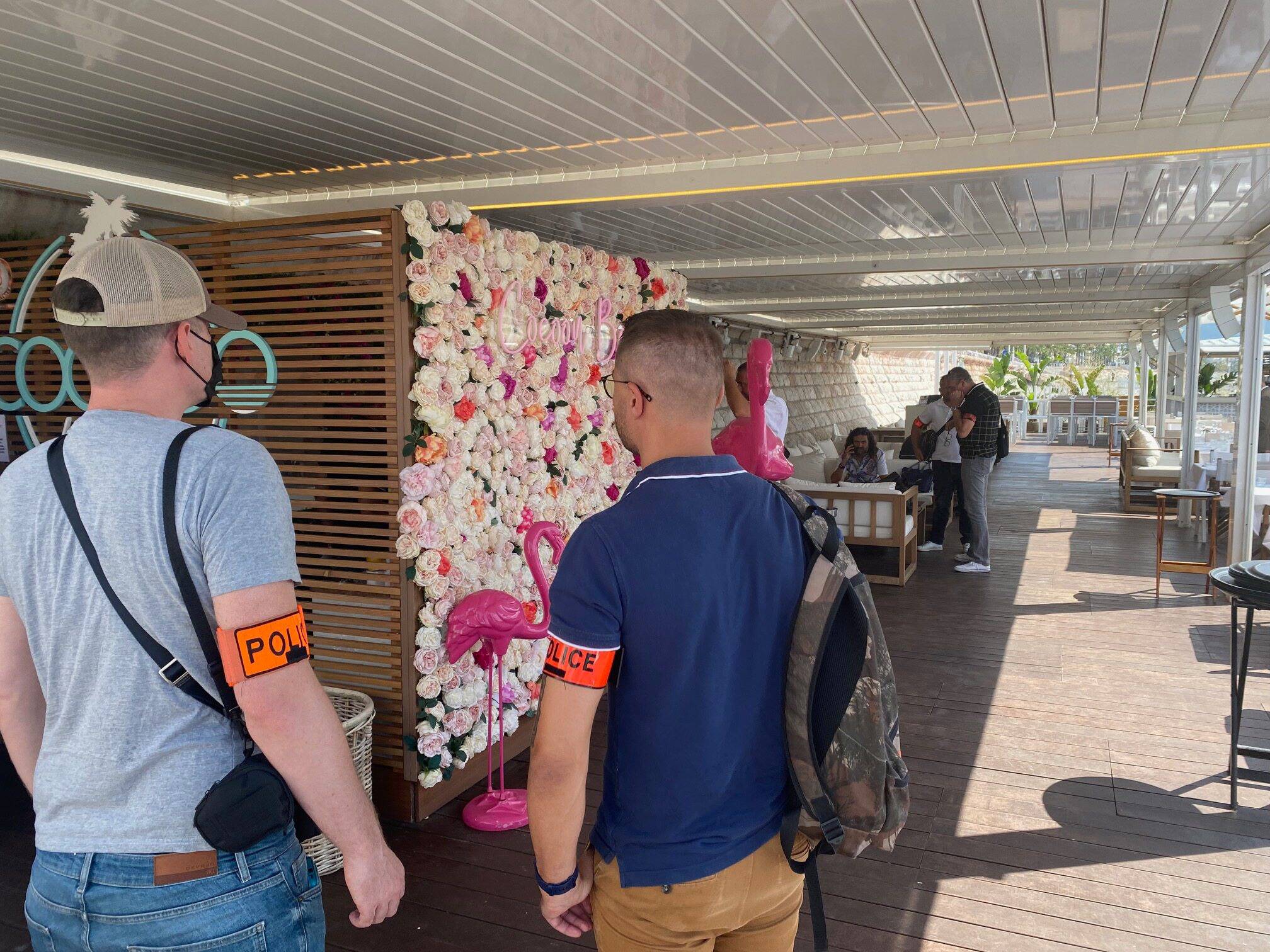 De Menton à Mandelieu, les "anti-fraudes" multiplient les contrôles des restaurants de plage