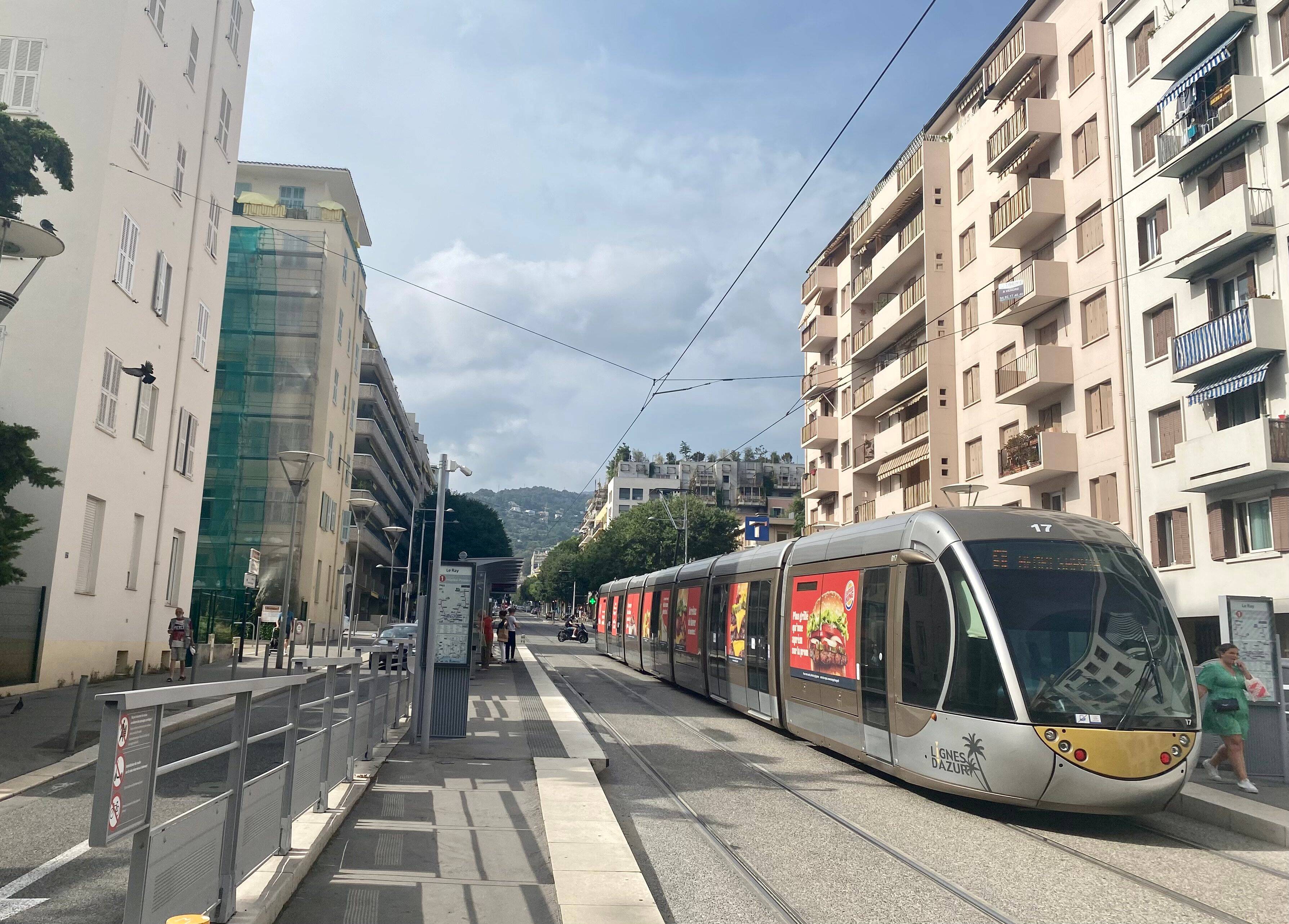 Selim Olivier, le fils de Michel Fourniret et Monique Olivier, maintenu sous bracelet électronique et tenu à l'écart de Nice