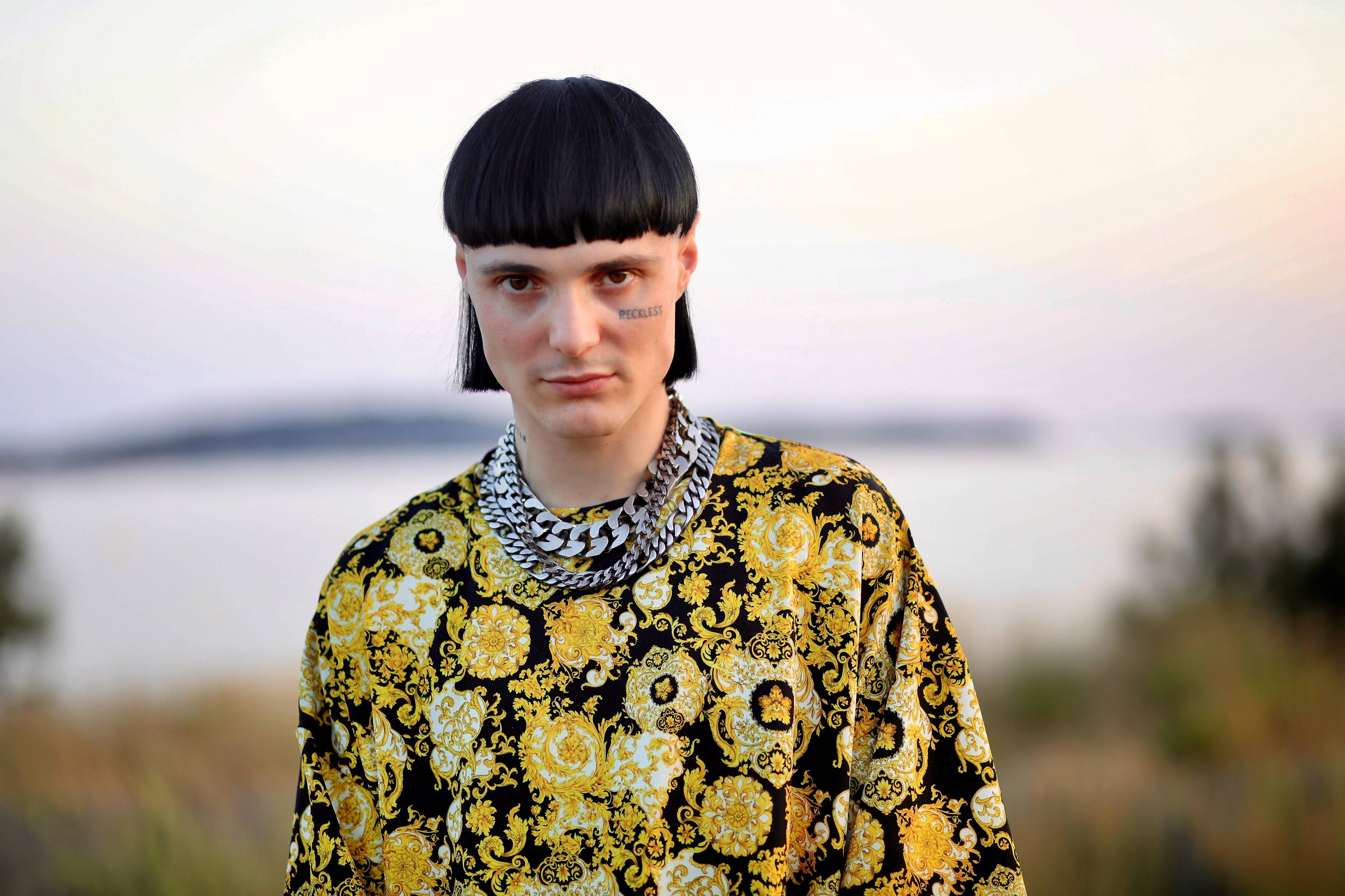 Qui est Aime Simone, nouveau visage de la pop, entendu au Midi Festival de Hyères et programmé aux Plages électroniques de Cannes?