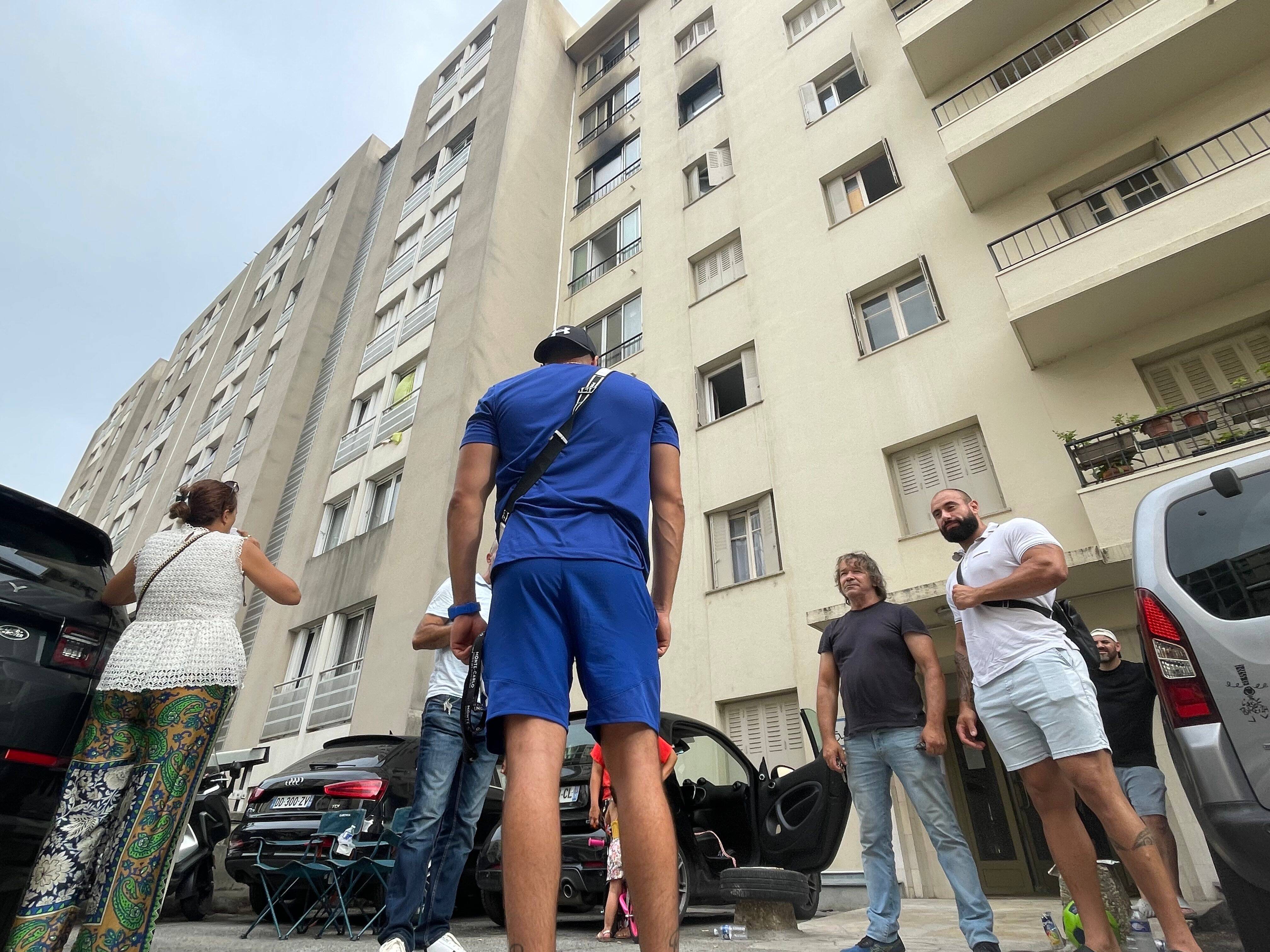 "On ne sait pas où aller": une semaine après l'incendie mortel à Nice, la galère des habitants de l'immeuble sinistré