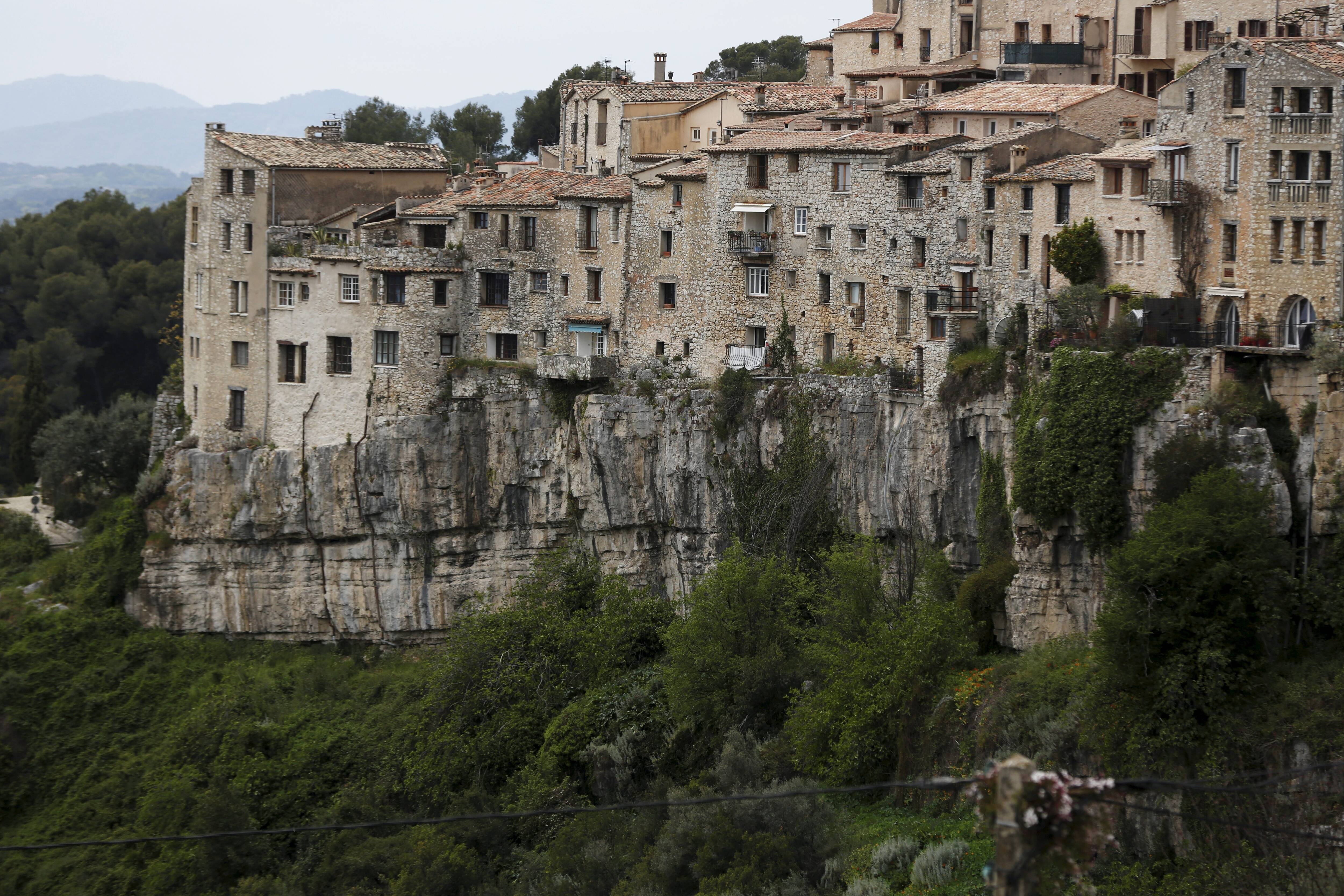 On vous dit pourquoi le chantier de la consolidation de la falaise de Tourrettes-sur-Loup a été retardé