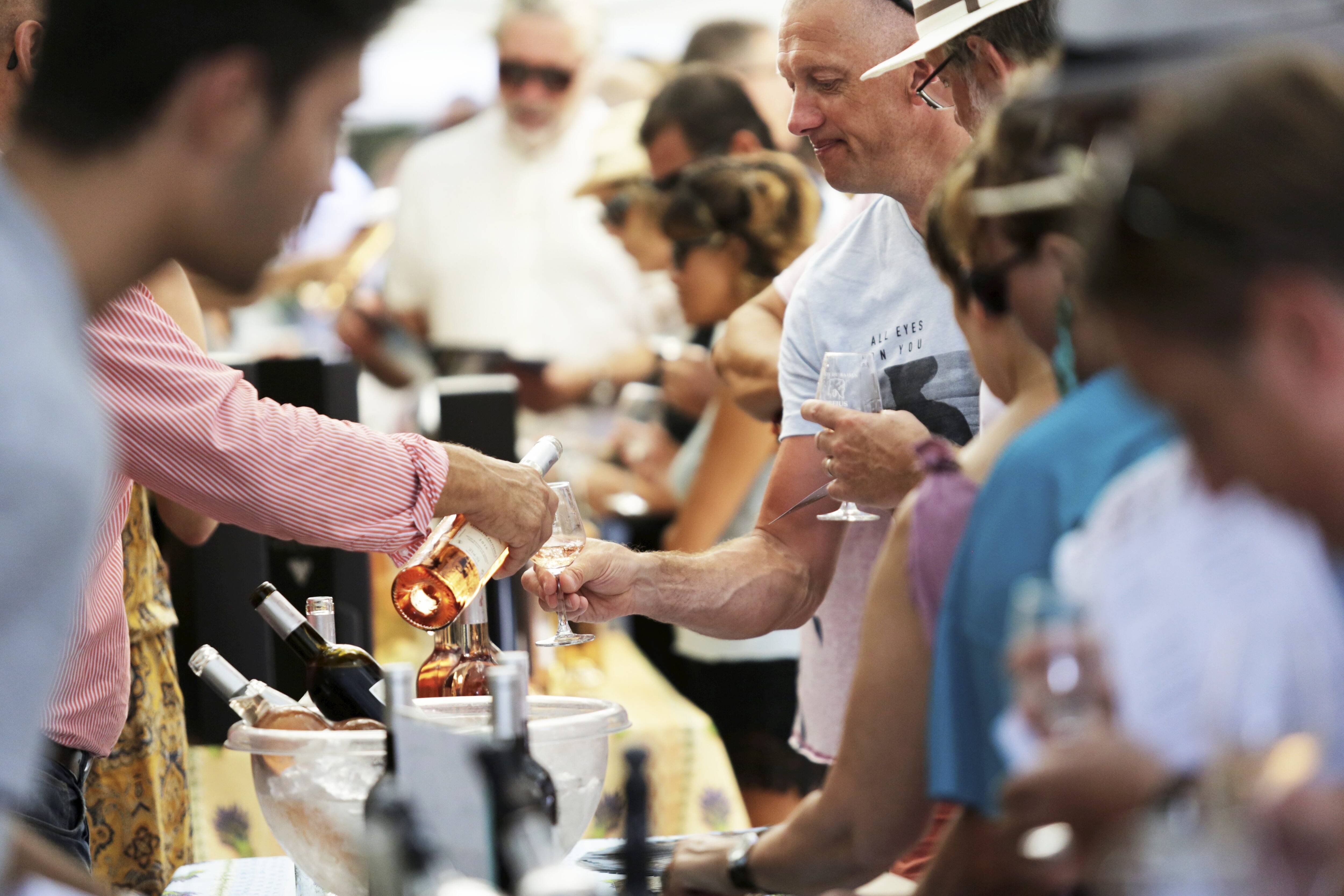 "Faire découvrir le terroir local": la traditionnelle Fête du raisin aura lieu de jeudi à dimanche à Fréjus