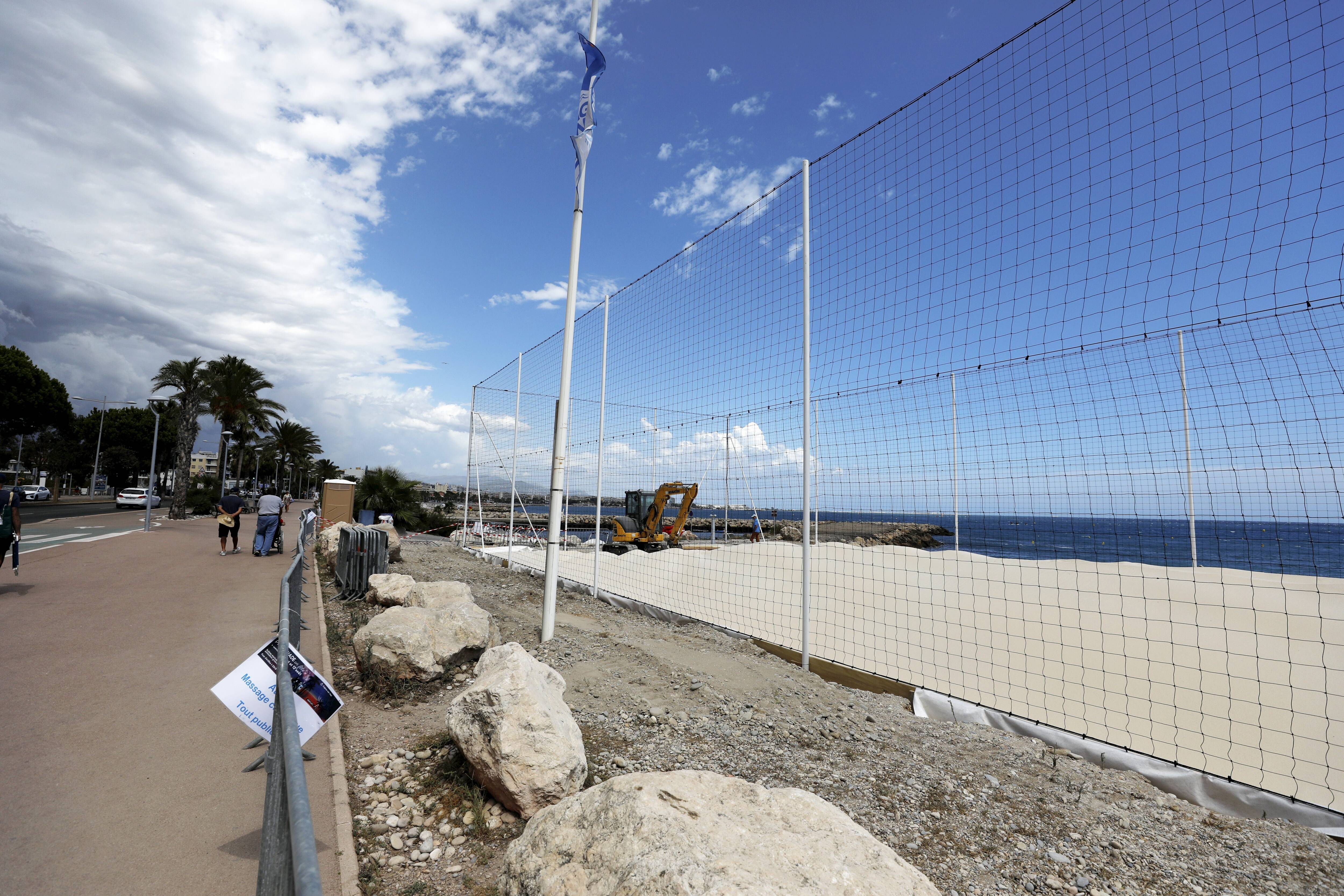 Une commune du littoral des Alpes-Maritimes se dote de deux terrains de beach-volley, ils seront ouverts au public