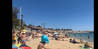 A Toulon, la mer est plus froide en ce début août que le 1er janvier pour le bain du Nouvel an